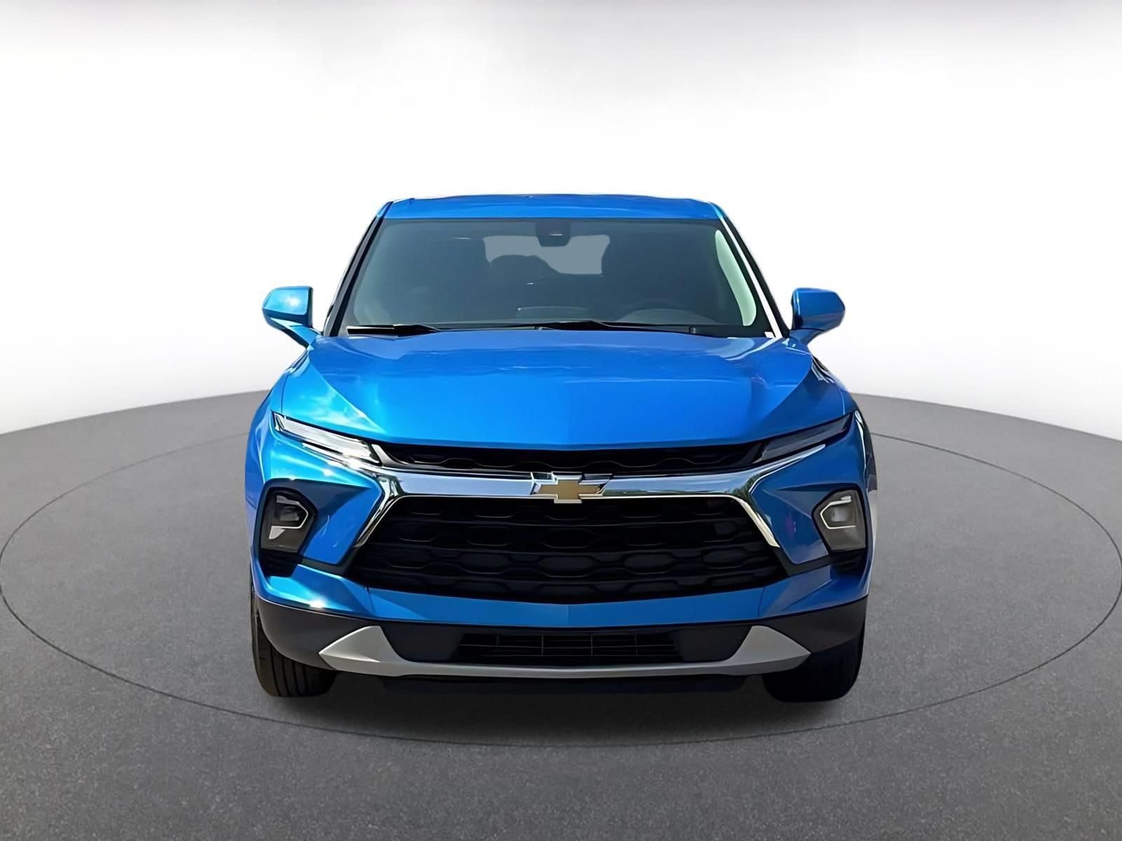 Thumbnail: 2025 Chevrolet Blazer - 4