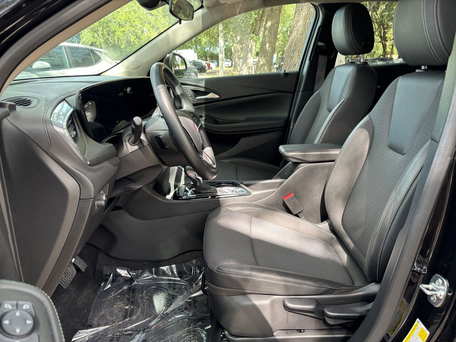 Thumbnail: 2025 Buick Encore GX - 25