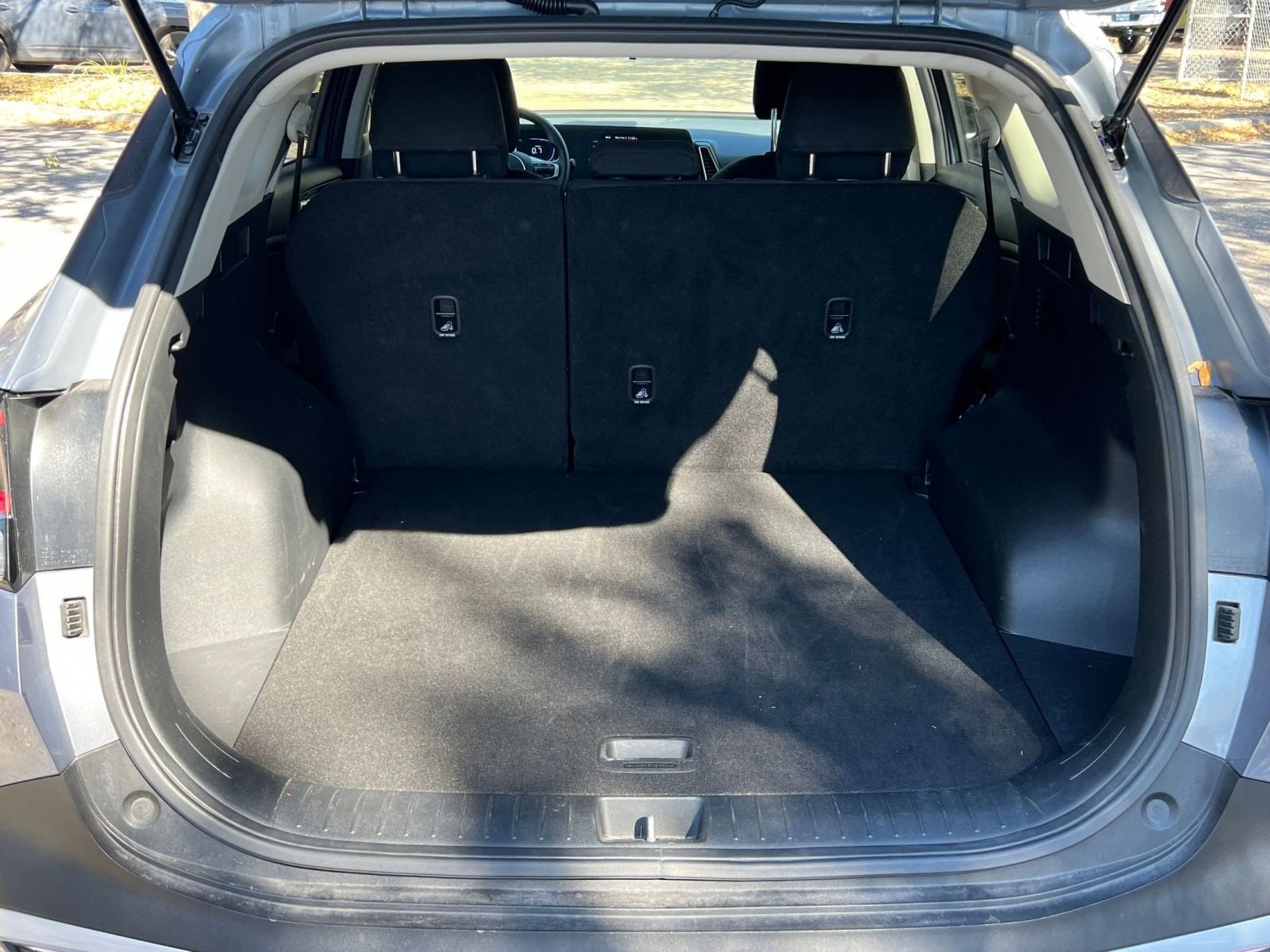 Thumbnail: 2025 Kia Sportage - 25