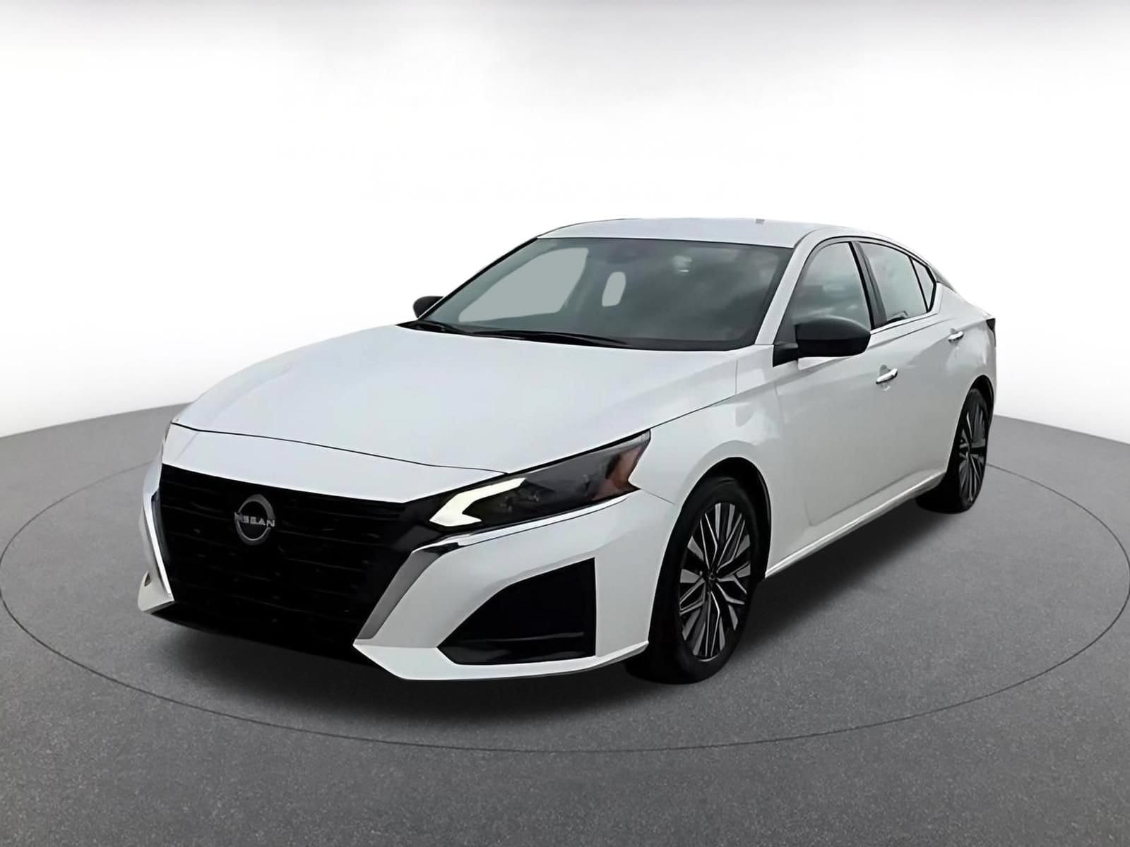 Thumbnail: 2025 Nissan Altima - 7