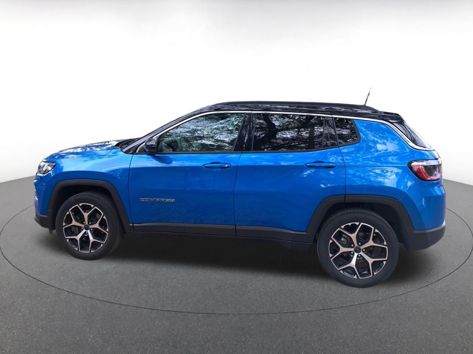 Thumbnail: 2025 Jeep Compass - 4