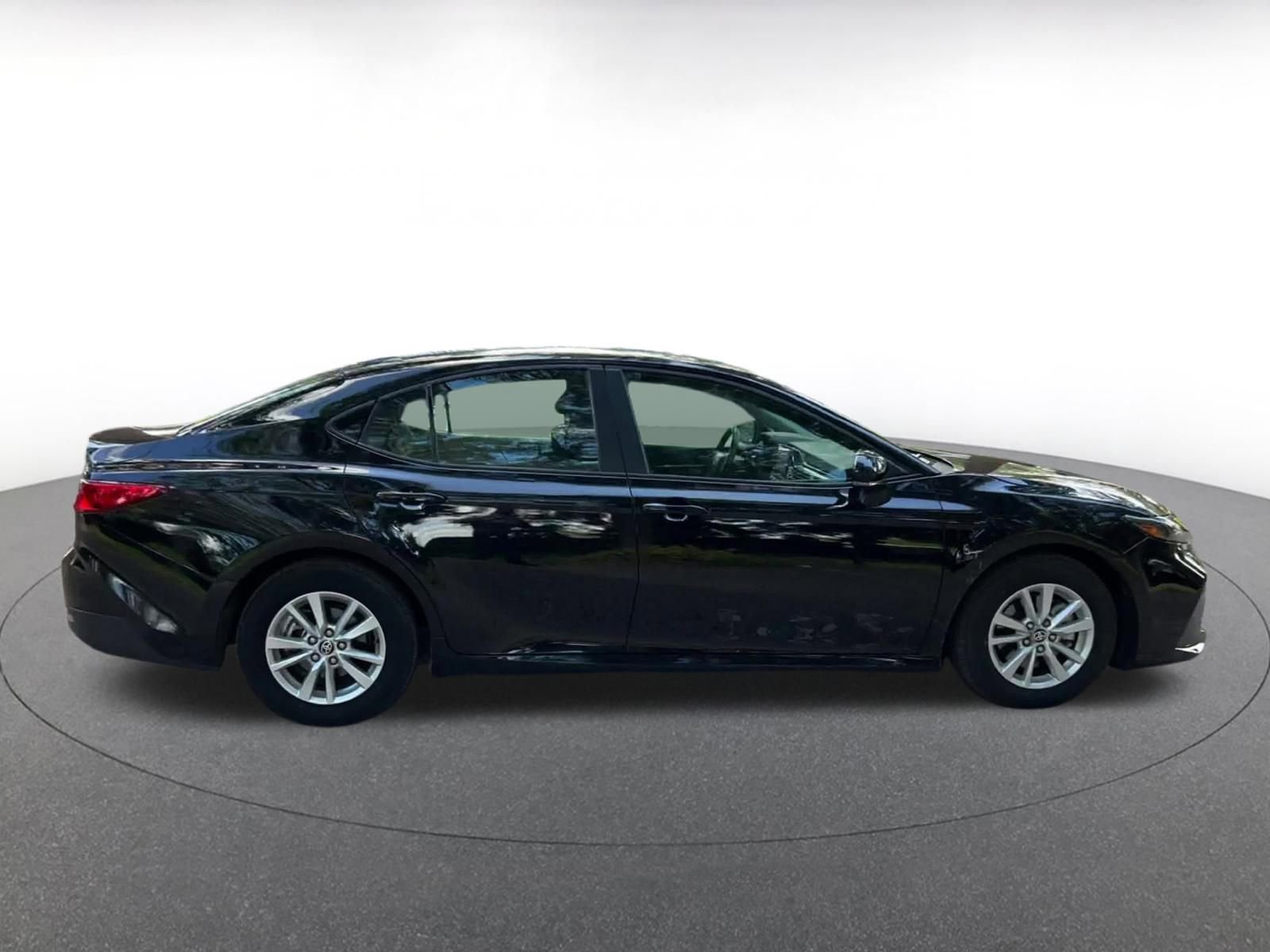 Thumbnail: 2025 Toyota Camry - 16