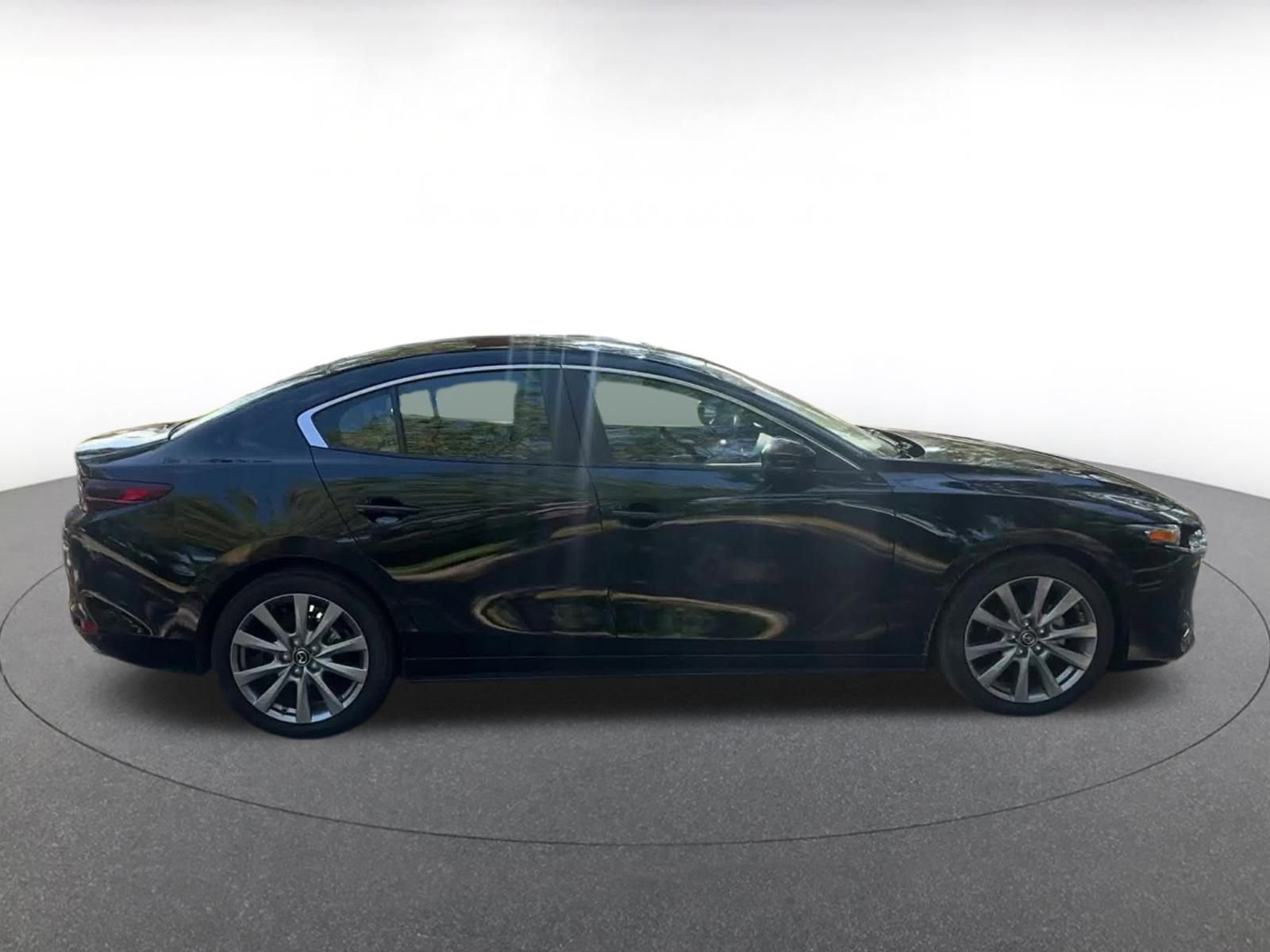 Thumbnail: 2025 Mazda Mazda3 - 16