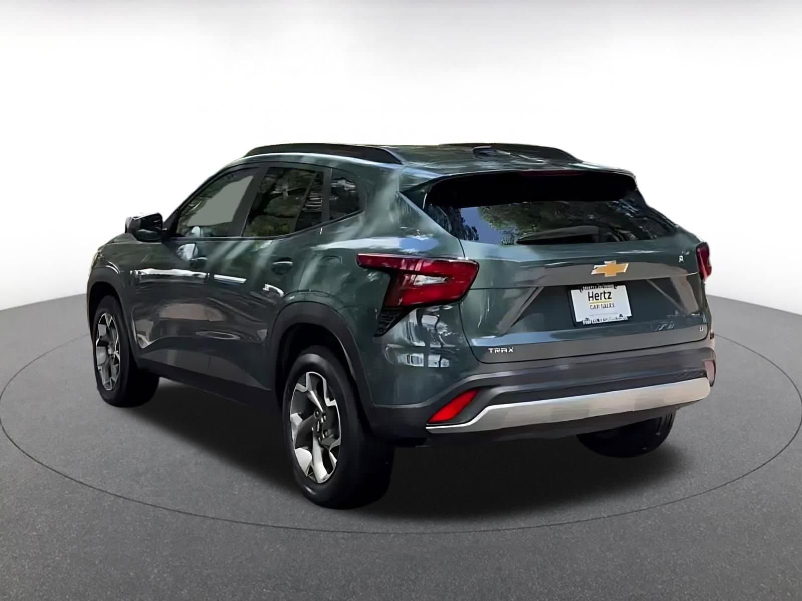 Thumbnail: 2025 Chevrolet Trax - 11