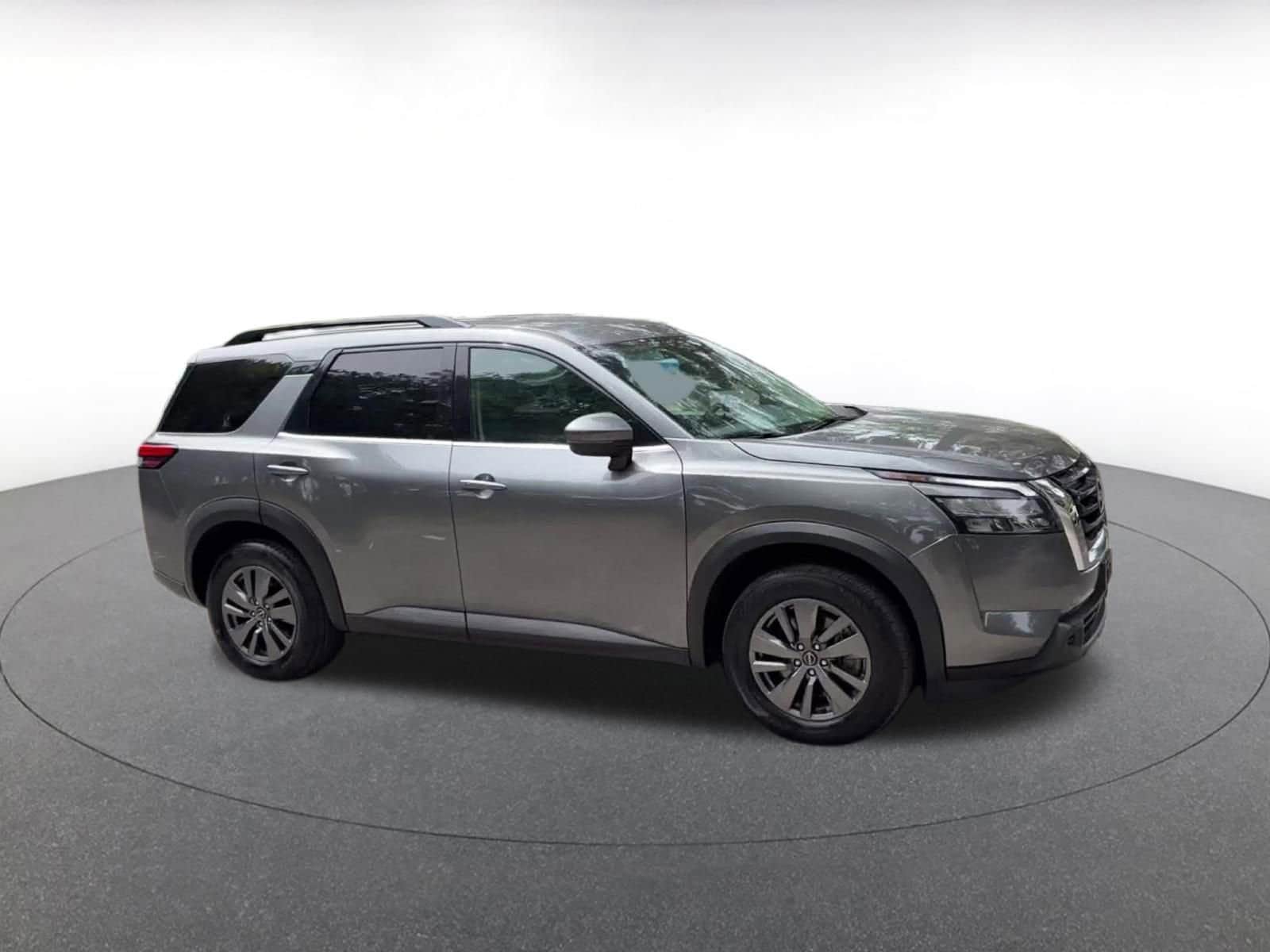 Thumbnail: 2025 Nissan Pathfinder - 2