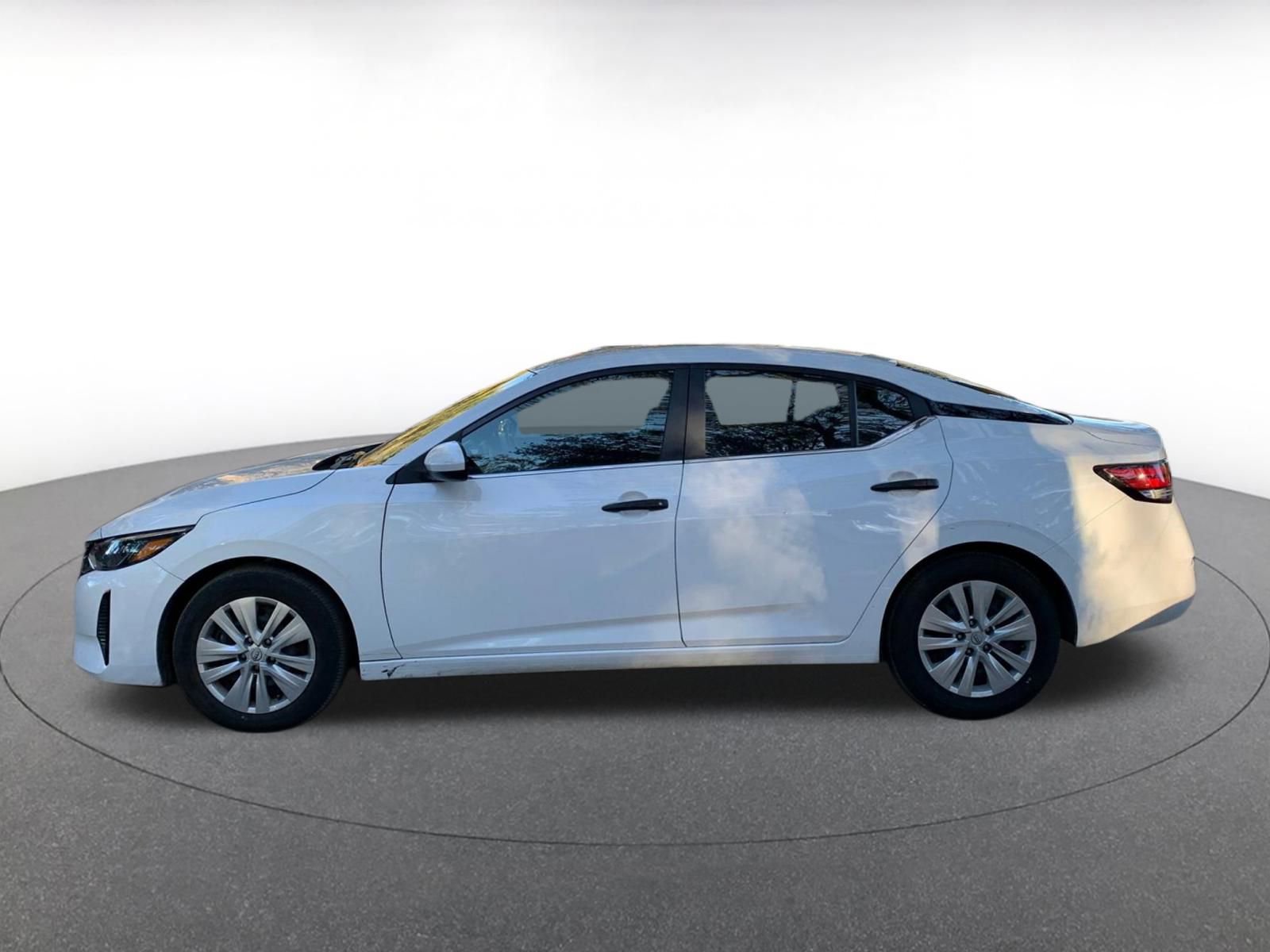 Thumbnail: 2025 Nissan Sentra - 4