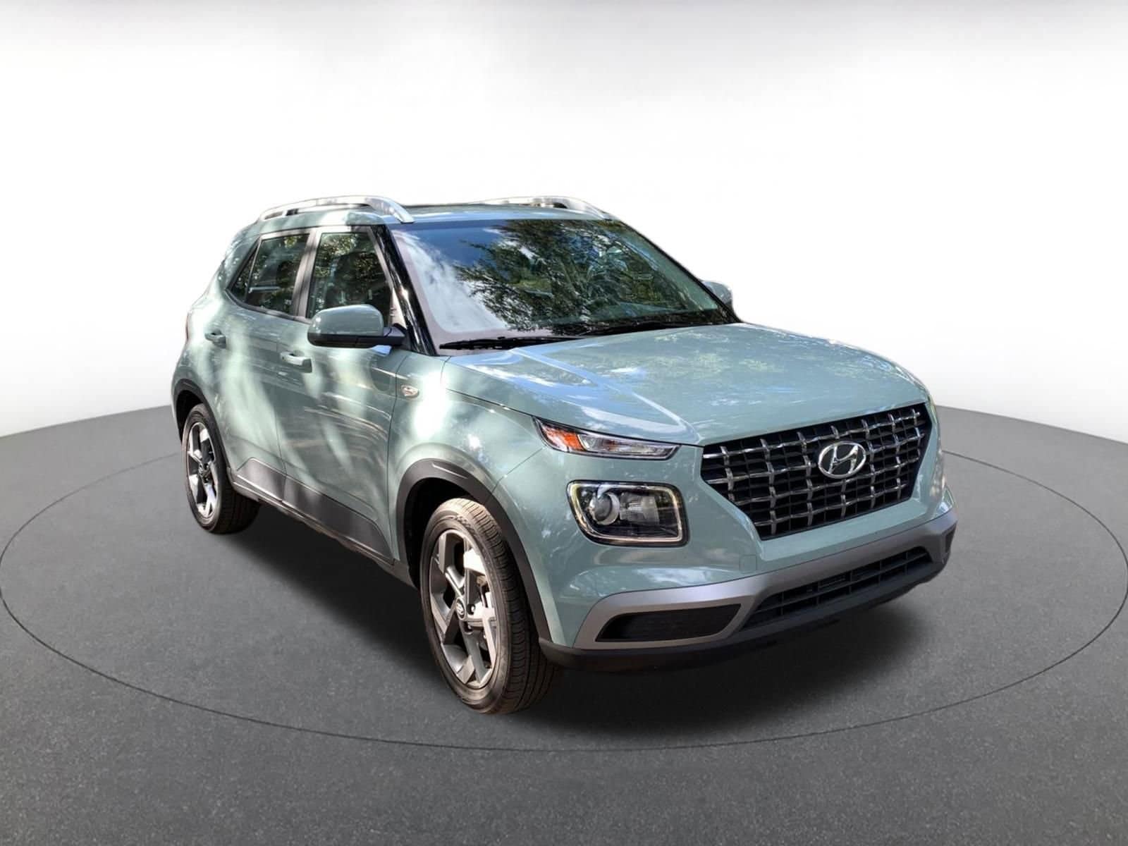 Thumbnail: 2025 Hyundai Venue - 1