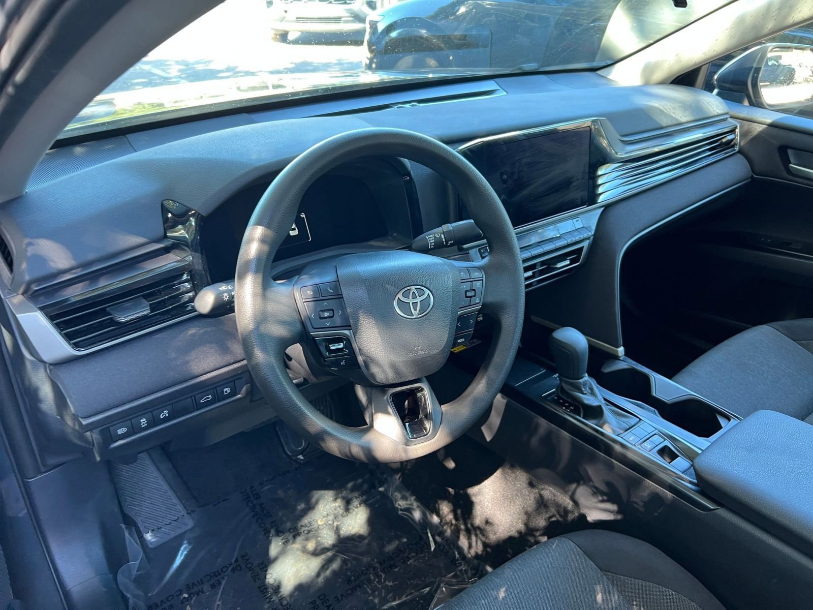 Thumbnail: 2025 Toyota Camry - 28