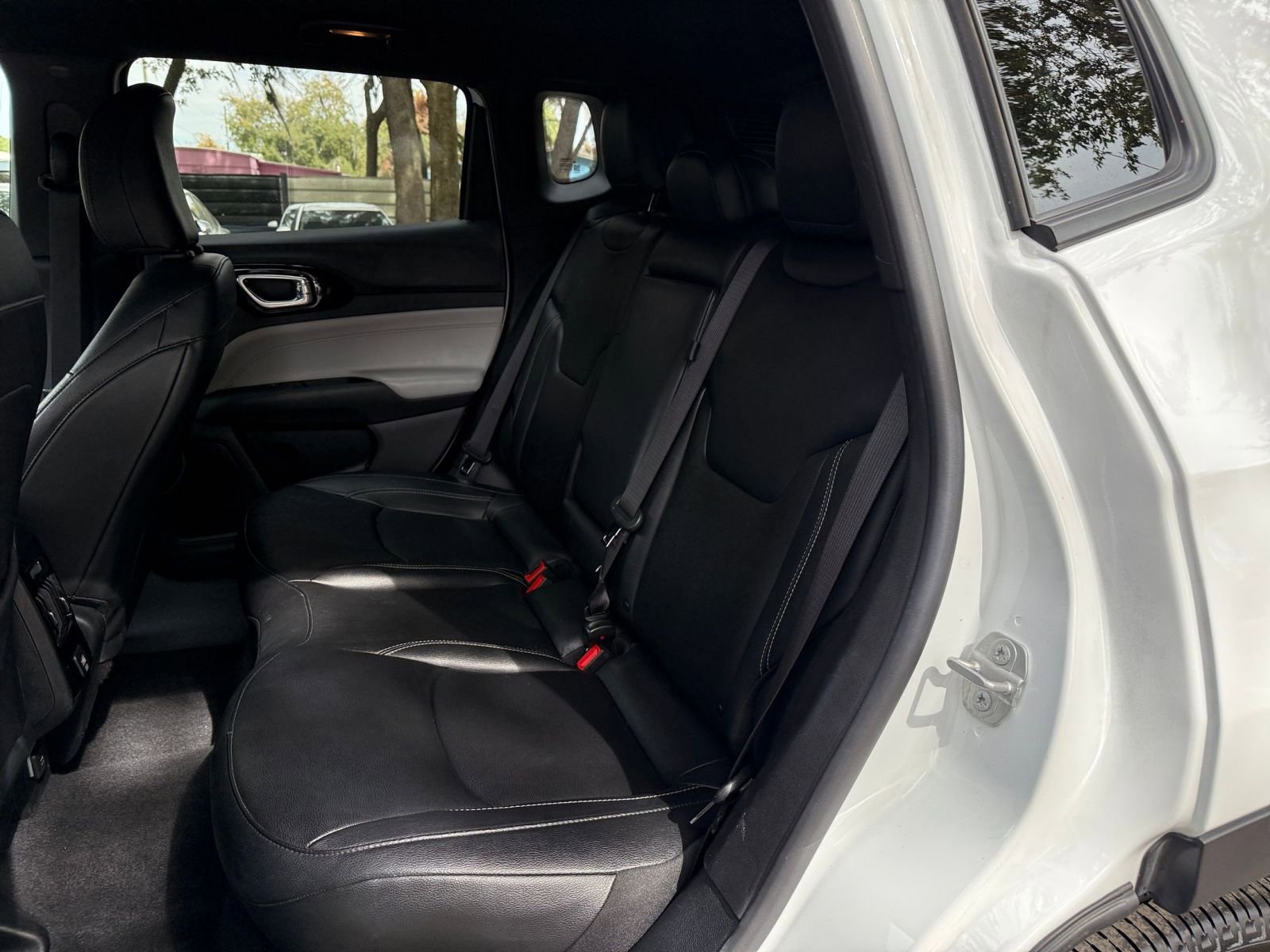 Thumbnail: 2025 Jeep Compass - 34