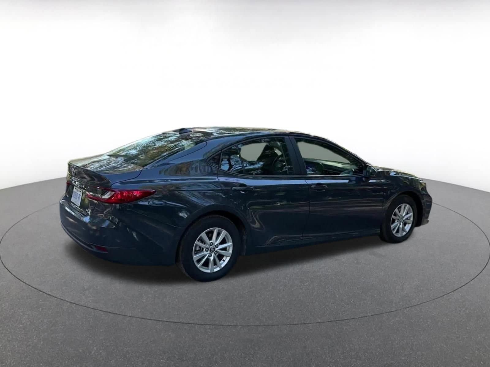 Thumbnail: 2025 Toyota Camry - 15