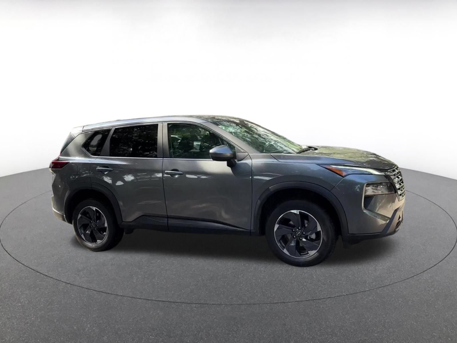 Thumbnail: 2025 Nissan Rogue - 2