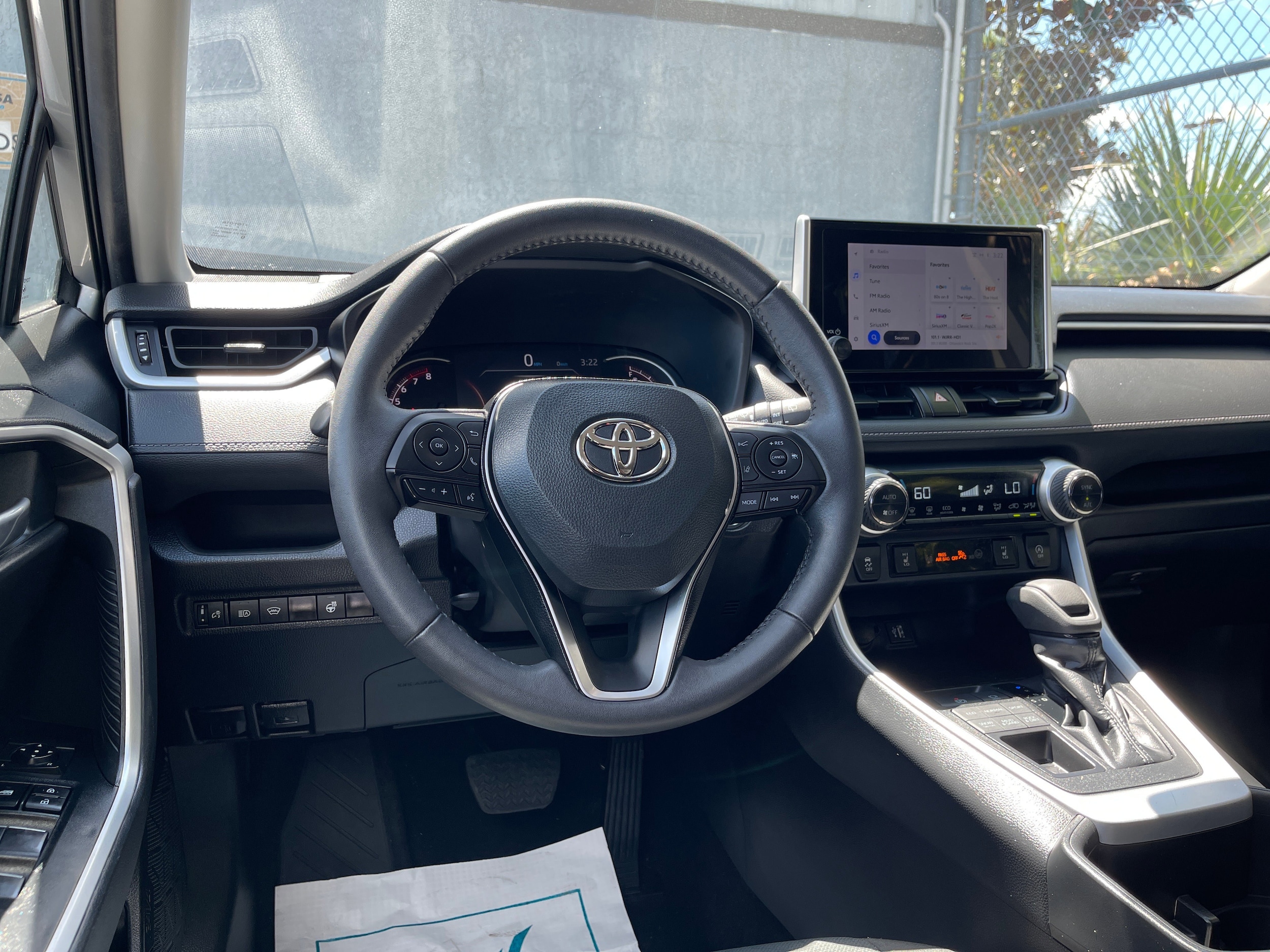 2023 Toyota RAV4 XLE 34