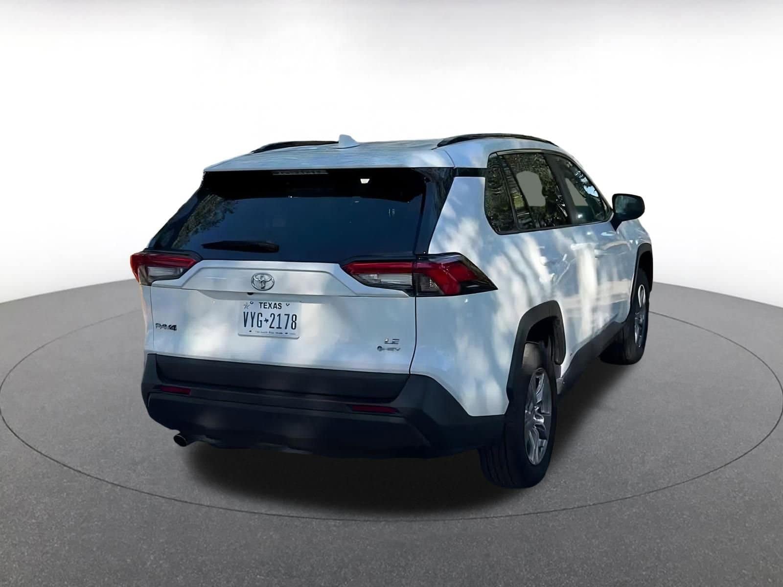 Thumbnail: 2025 Toyota RAV4 - 14
