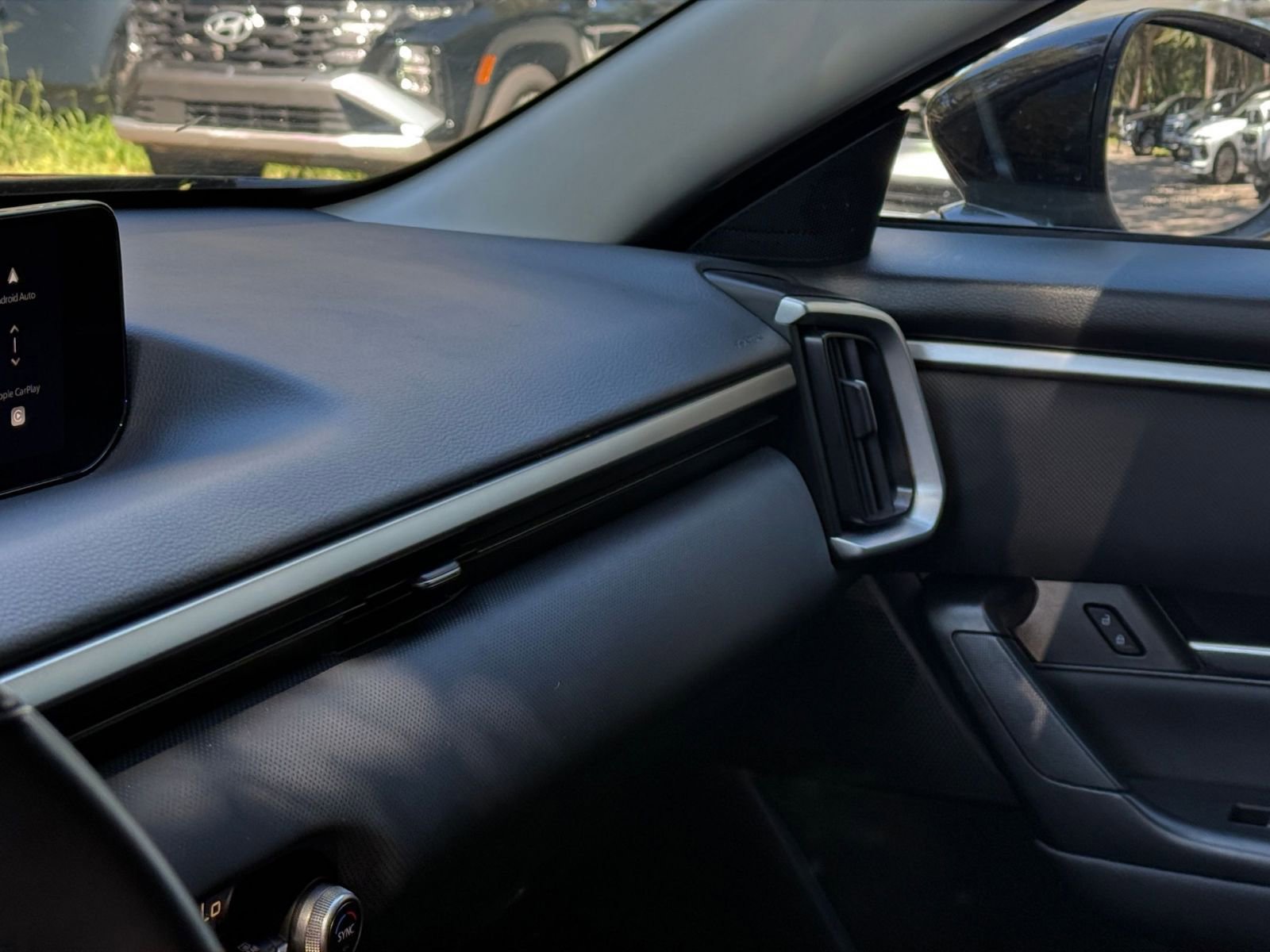 Thumbnail: 2025 Mazda CX-50 - 29