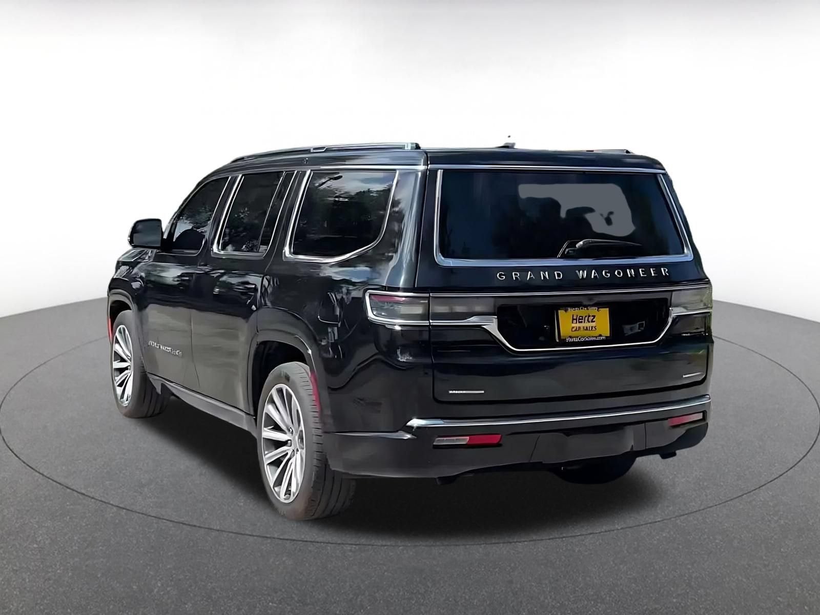 Thumbnail: 2023 Jeep Grand Wagoneer - 11