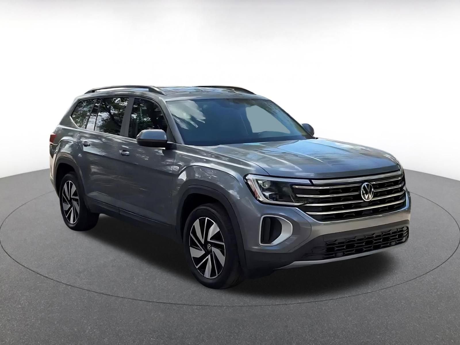 Thumbnail: 2025 Volkswagen Atlas - 3