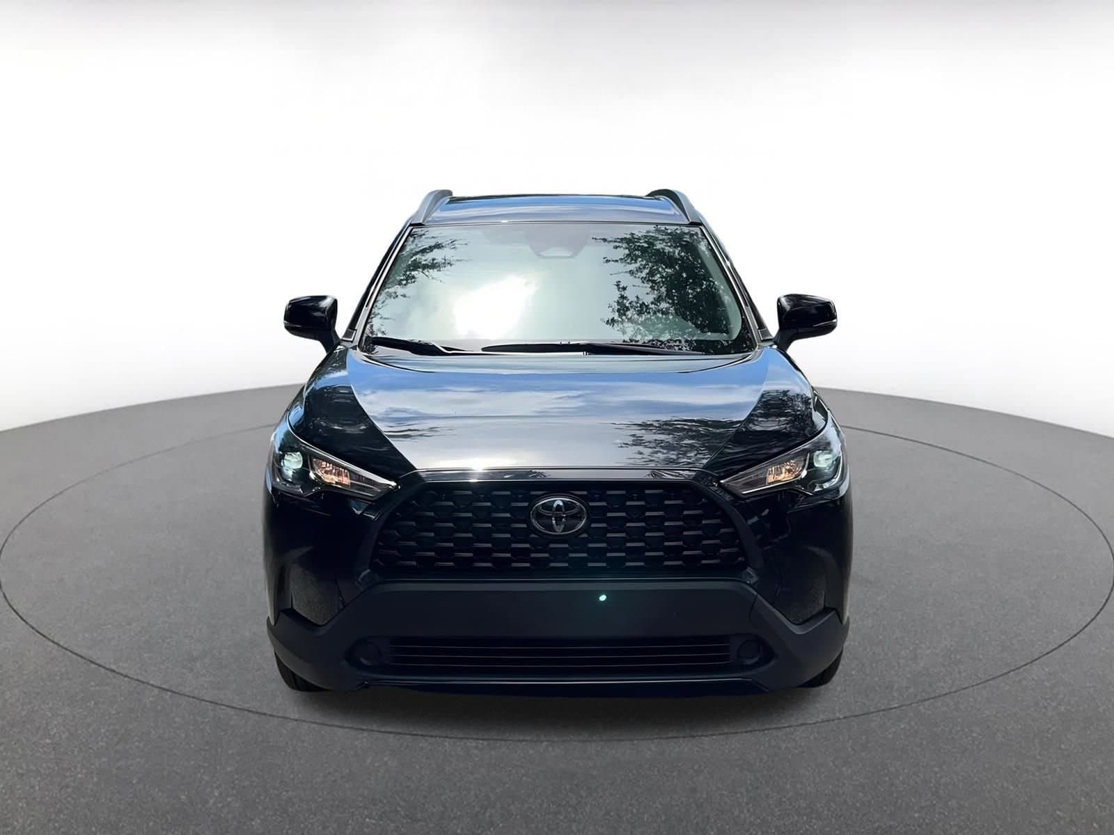 Thumbnail: 2025 Toyota Corolla Cross - 4