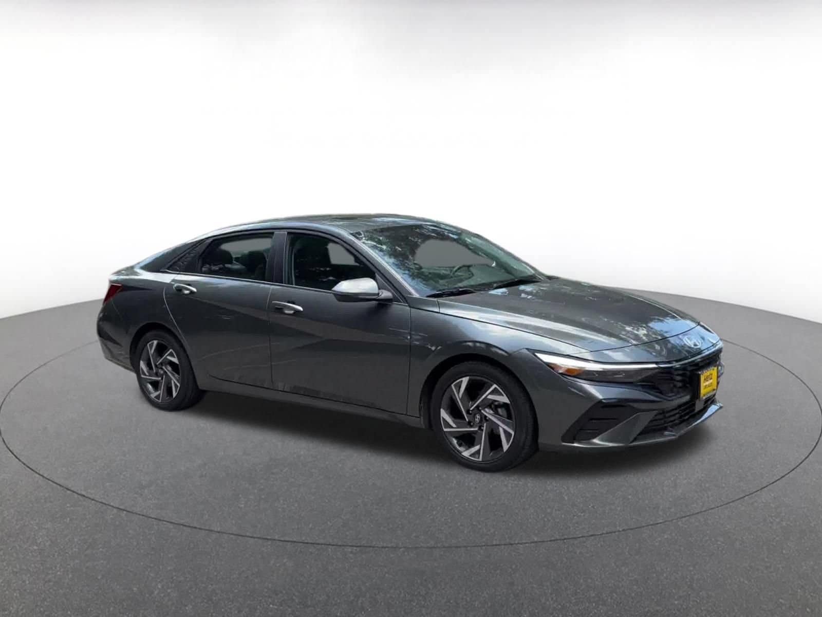 Thumbnail: 2025 Hyundai Elantra - 2