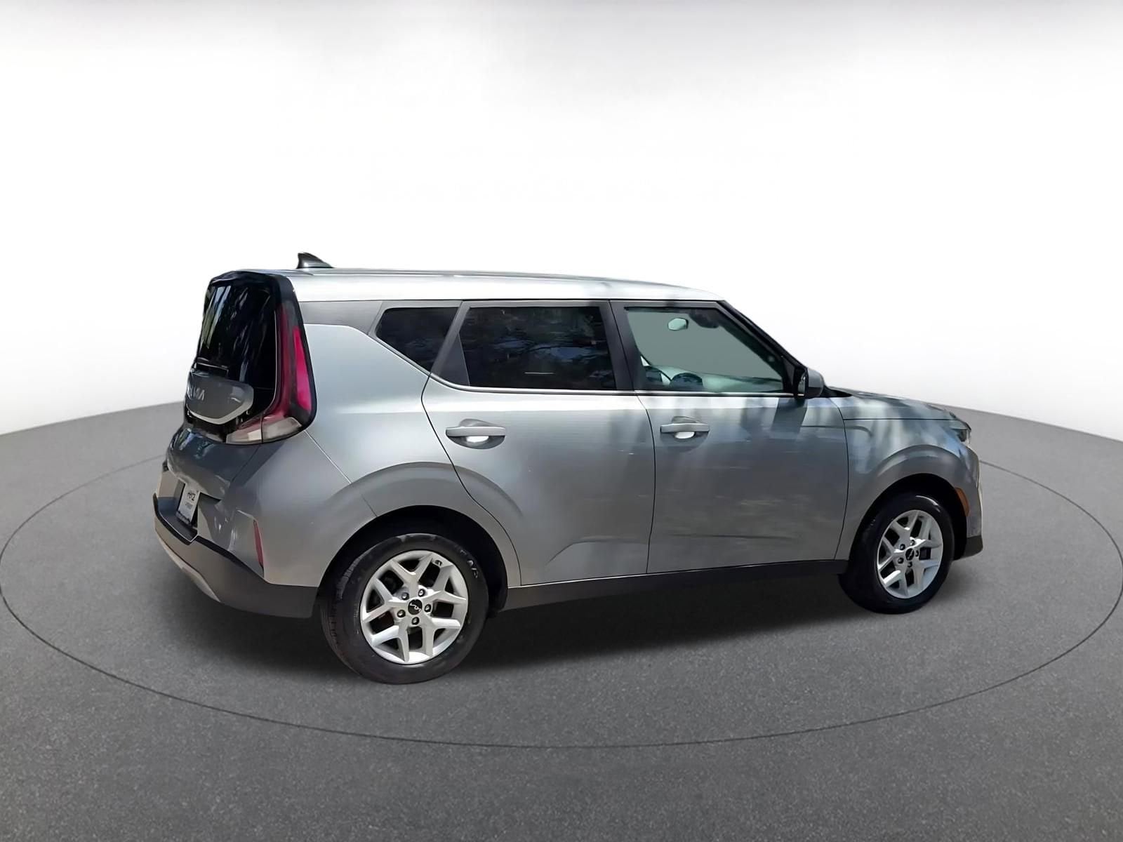 Thumbnail: 2025 Kia Soul - 15