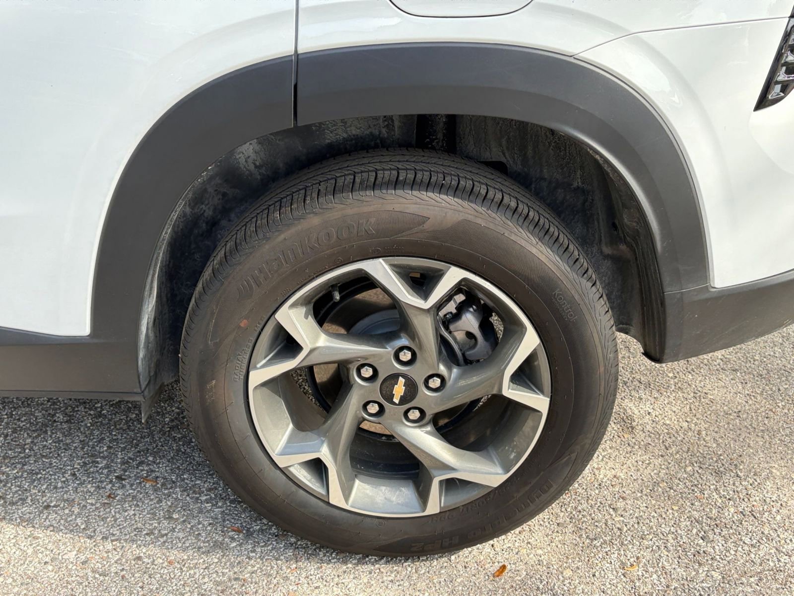 Thumbnail: 2025 Chevrolet Trax - 23