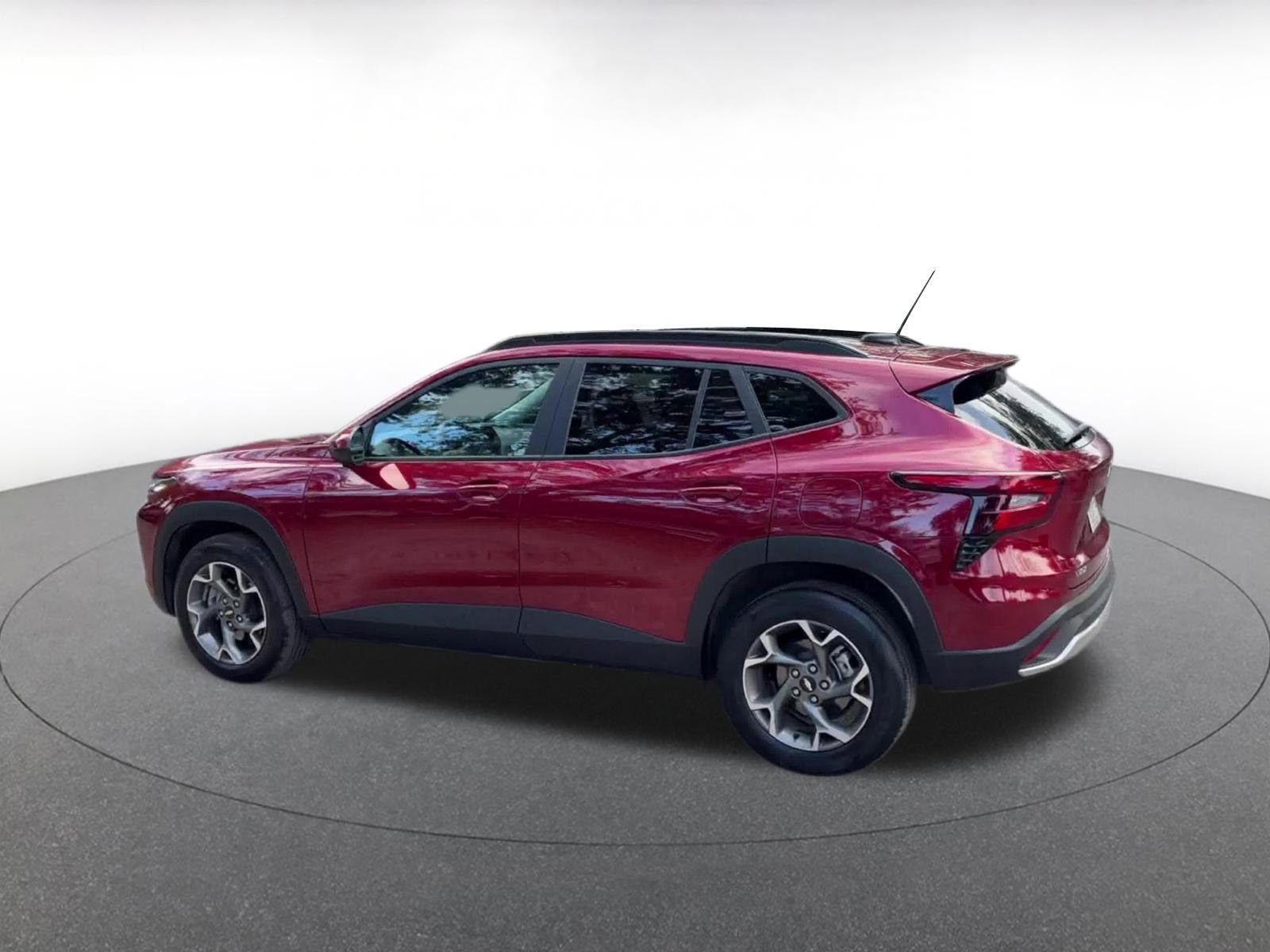 Thumbnail: 2025 Chevrolet Trax - 10