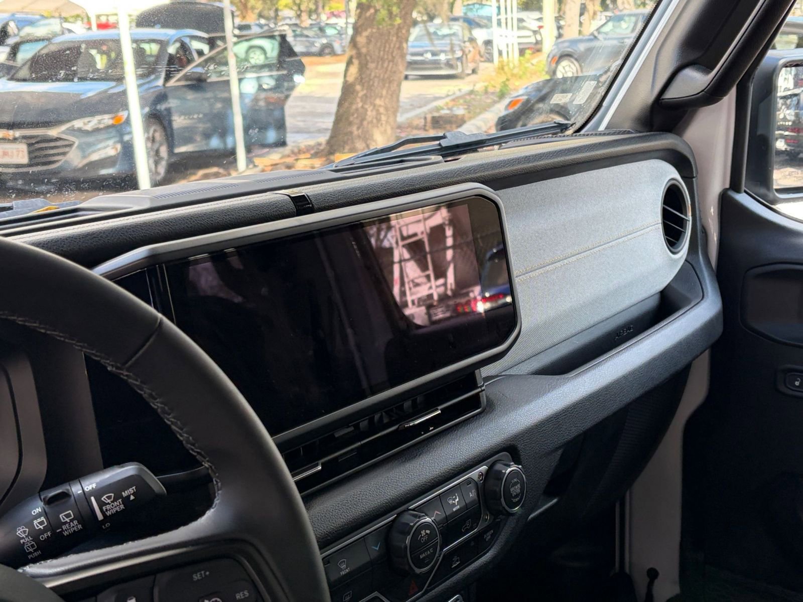 Thumbnail: 2025 Jeep Wrangler - 29