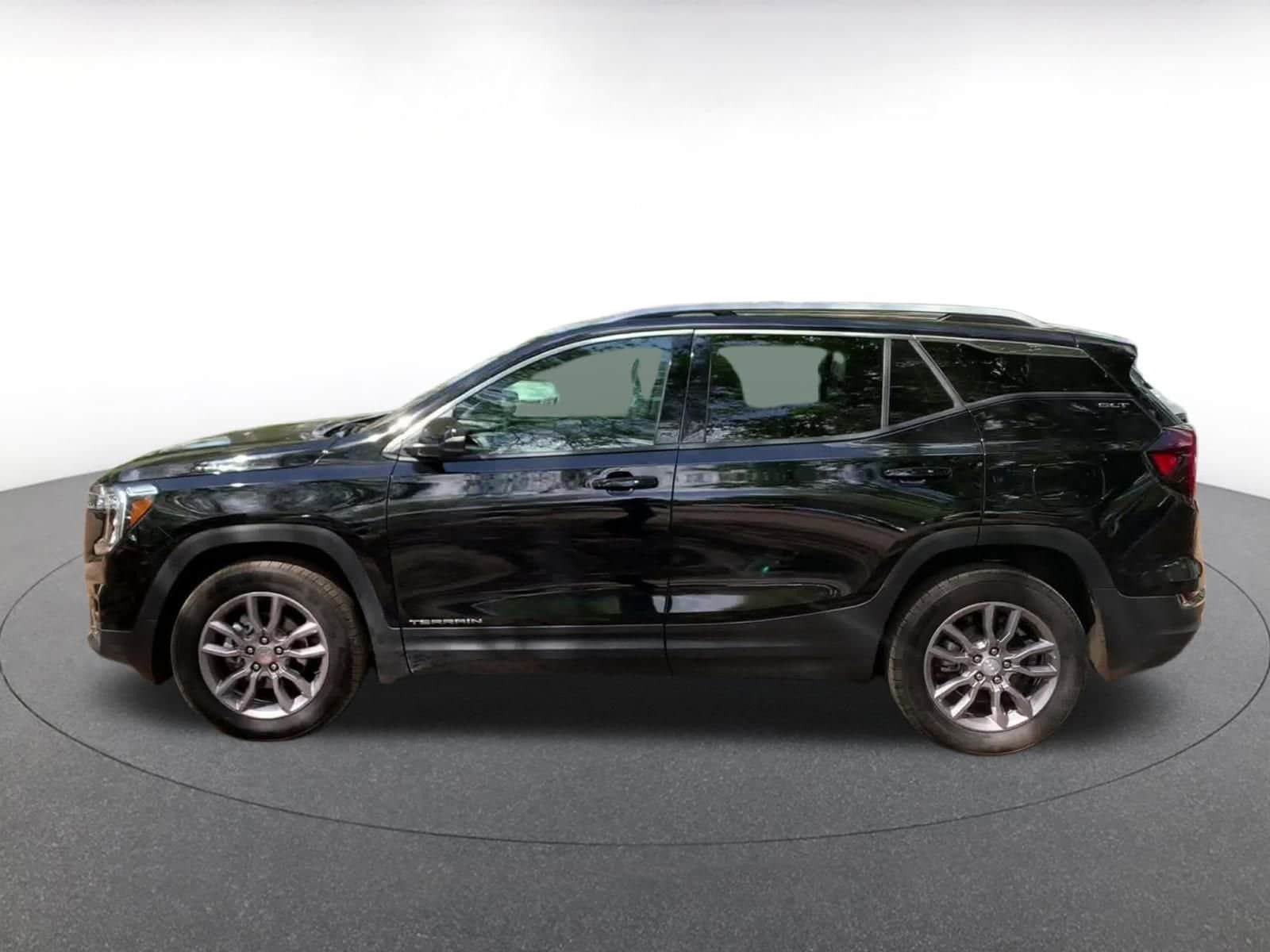 2024 GMC Terrain SLT 8