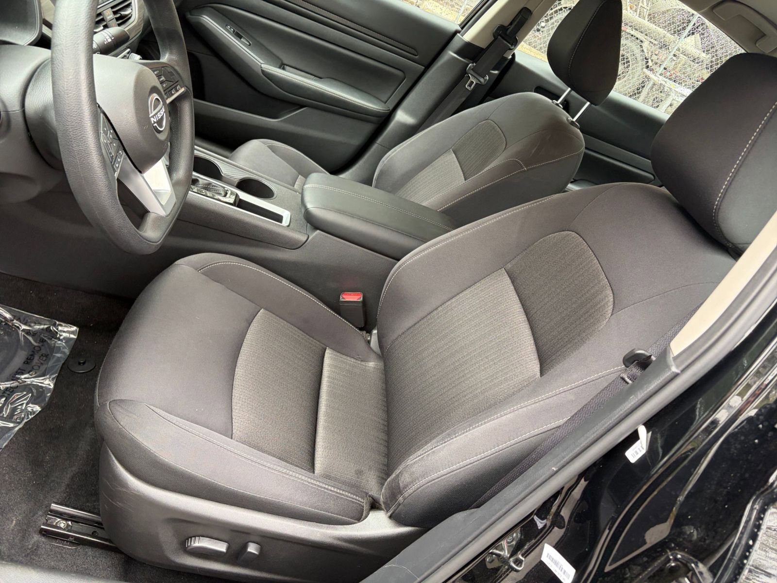 Thumbnail: 2025 Nissan Altima - 32