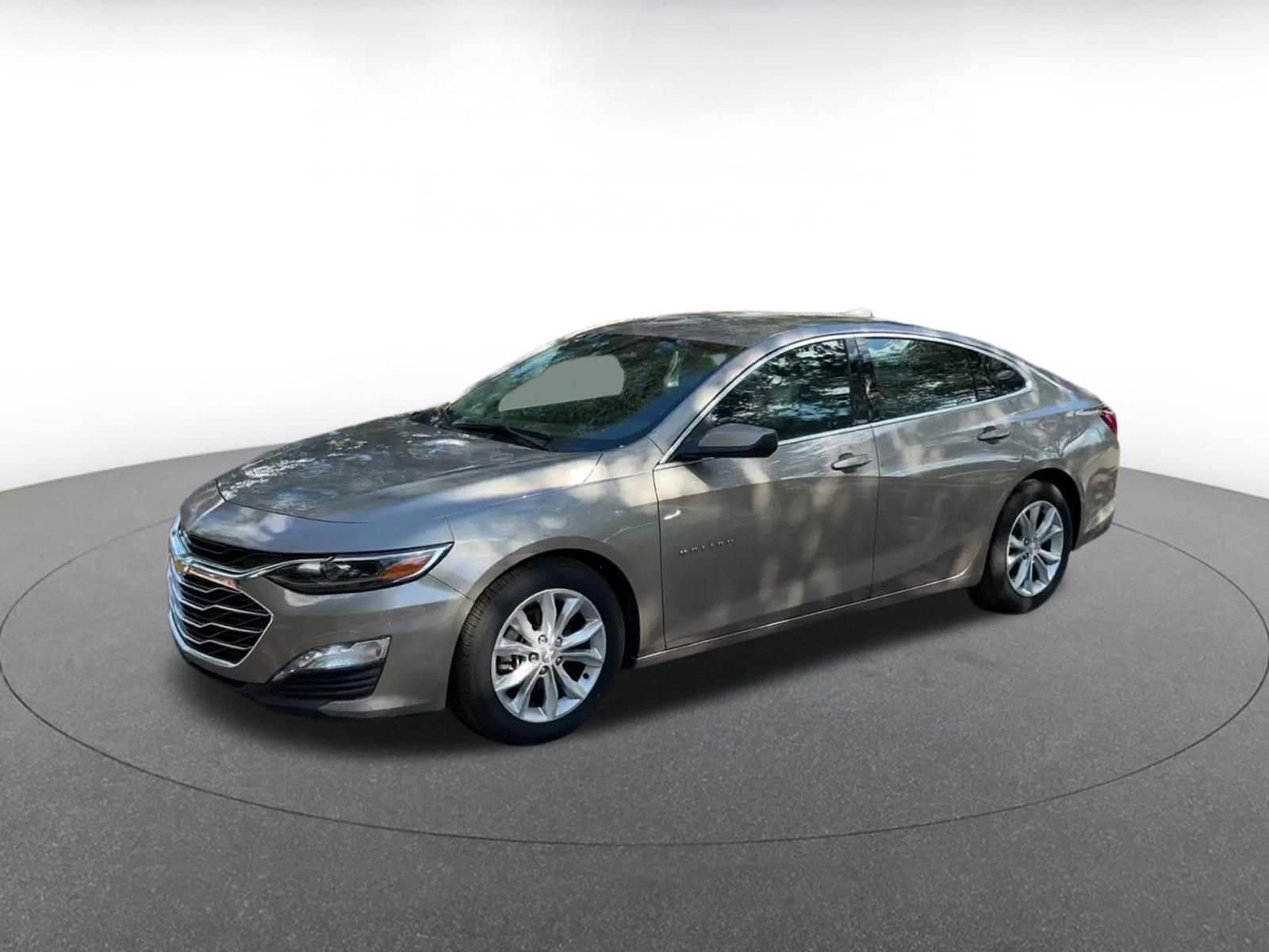 Thumbnail: 2023 Chevrolet Malibu - 8