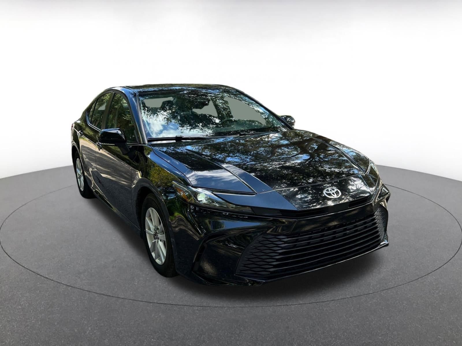 Thumbnail: 2025 Toyota Camry - 1