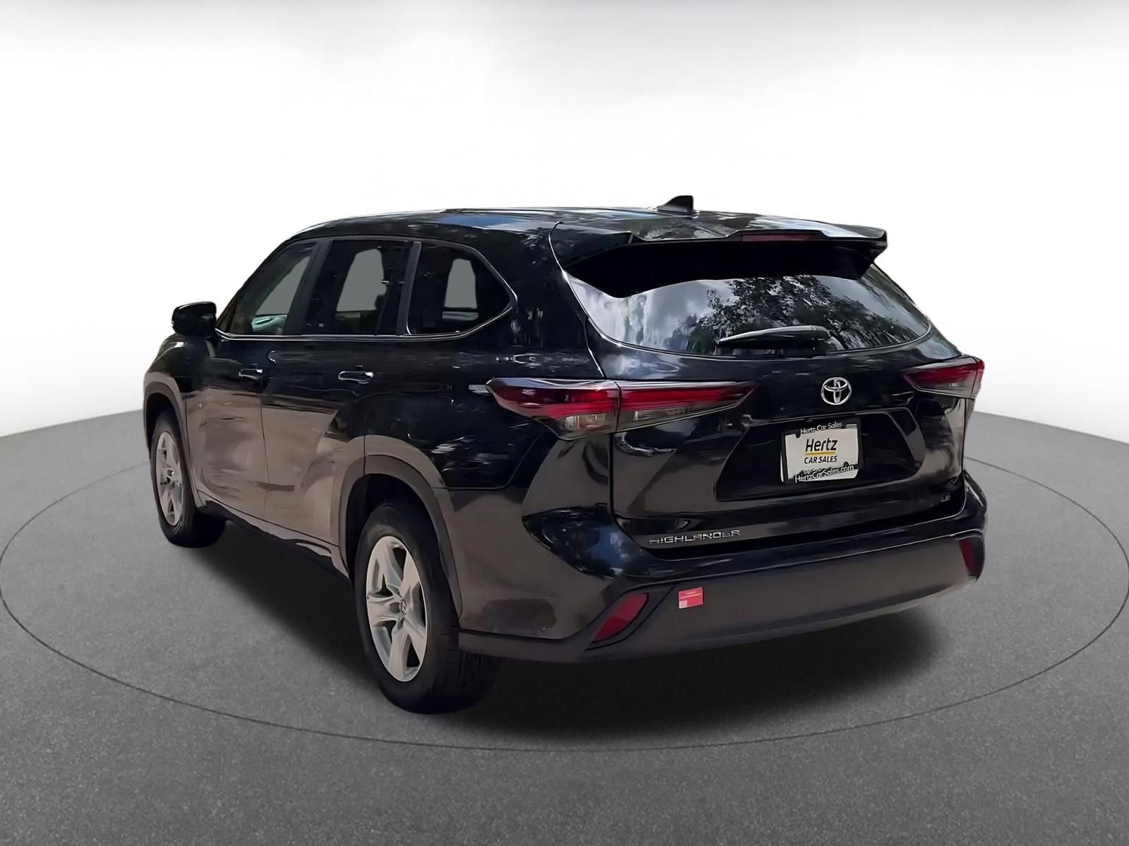 Thumbnail: 2025 Toyota Highlander - 11