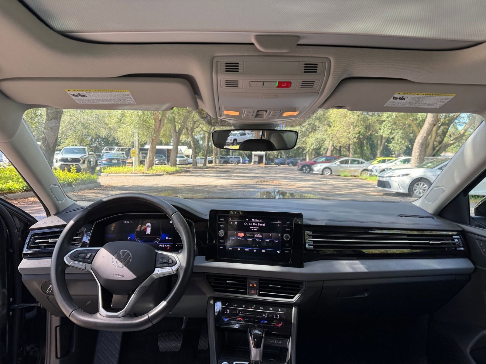 Thumbnail: 2025 Volkswagen Jetta - 27