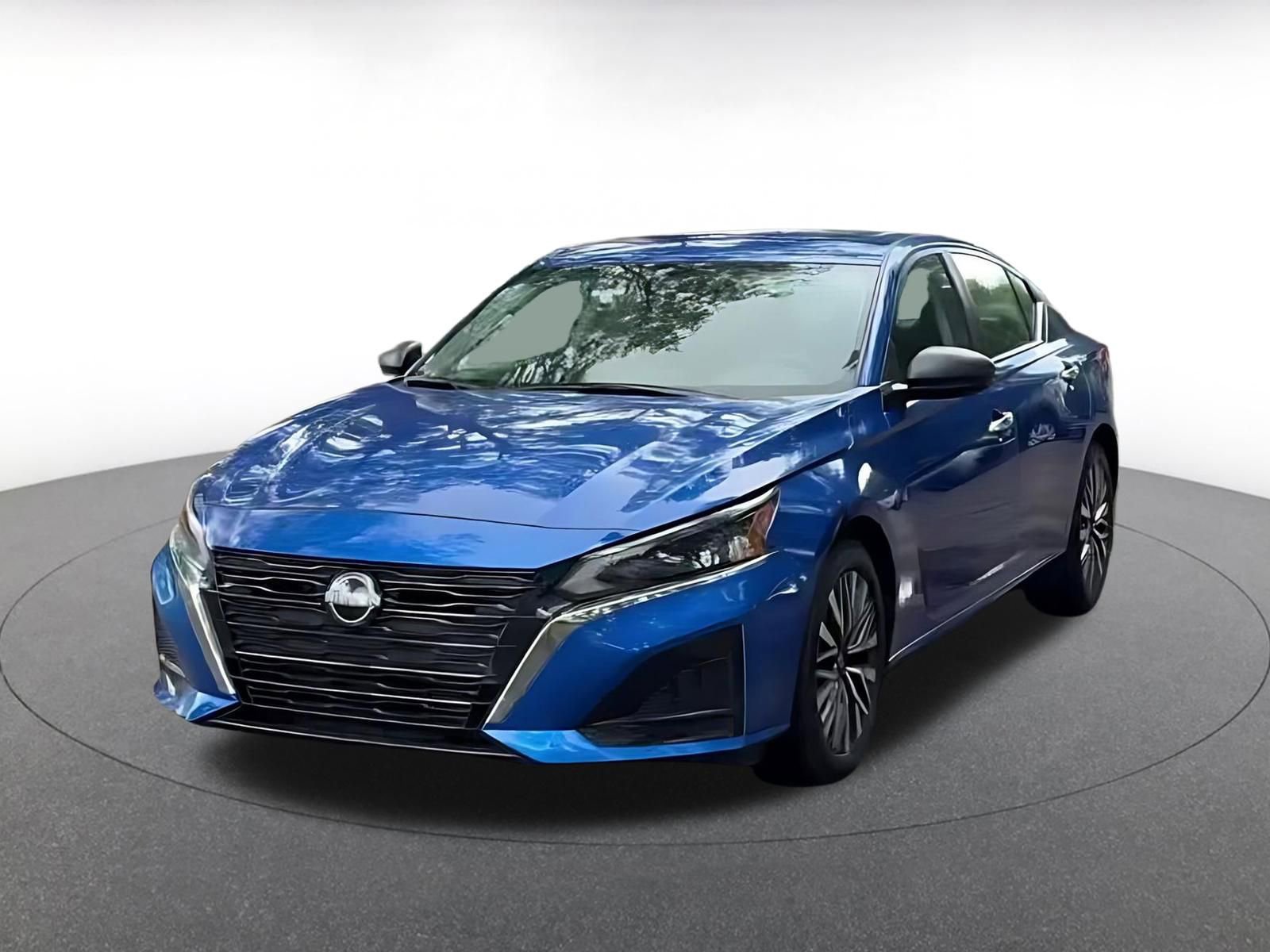 Thumbnail: 2025 Nissan Altima - 7