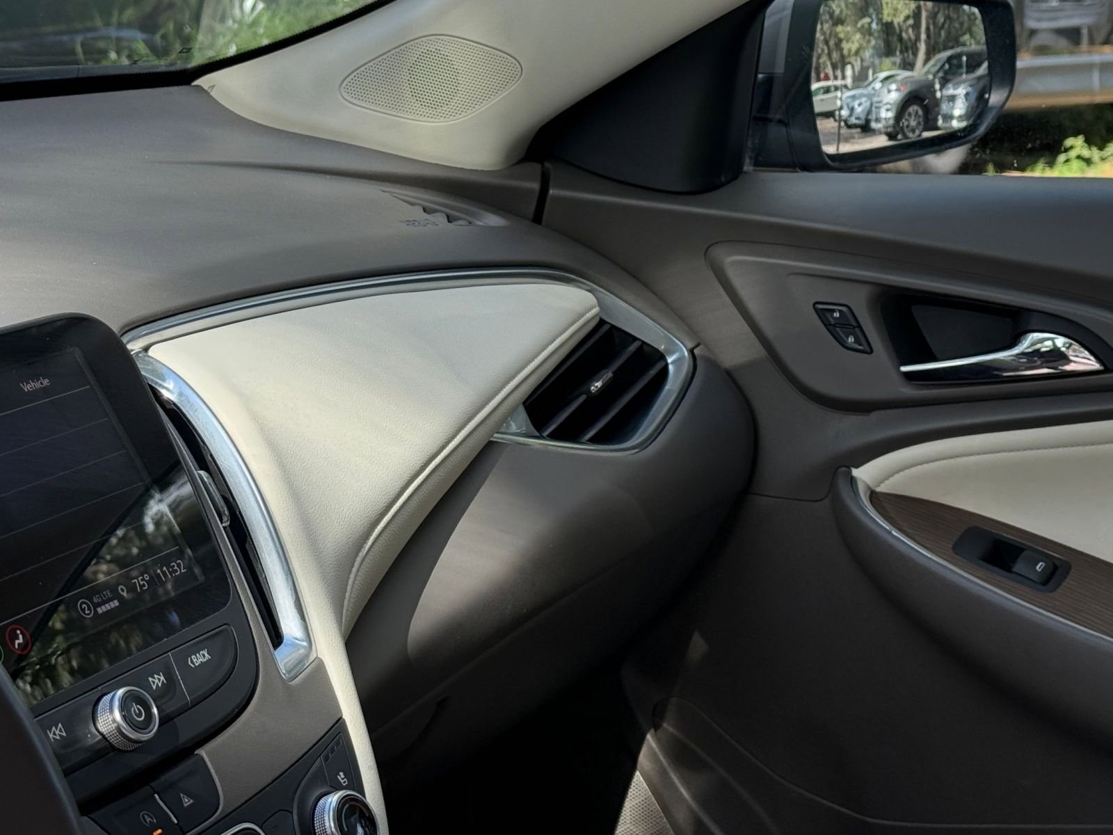 Thumbnail: 2024 Chevrolet Malibu - 29