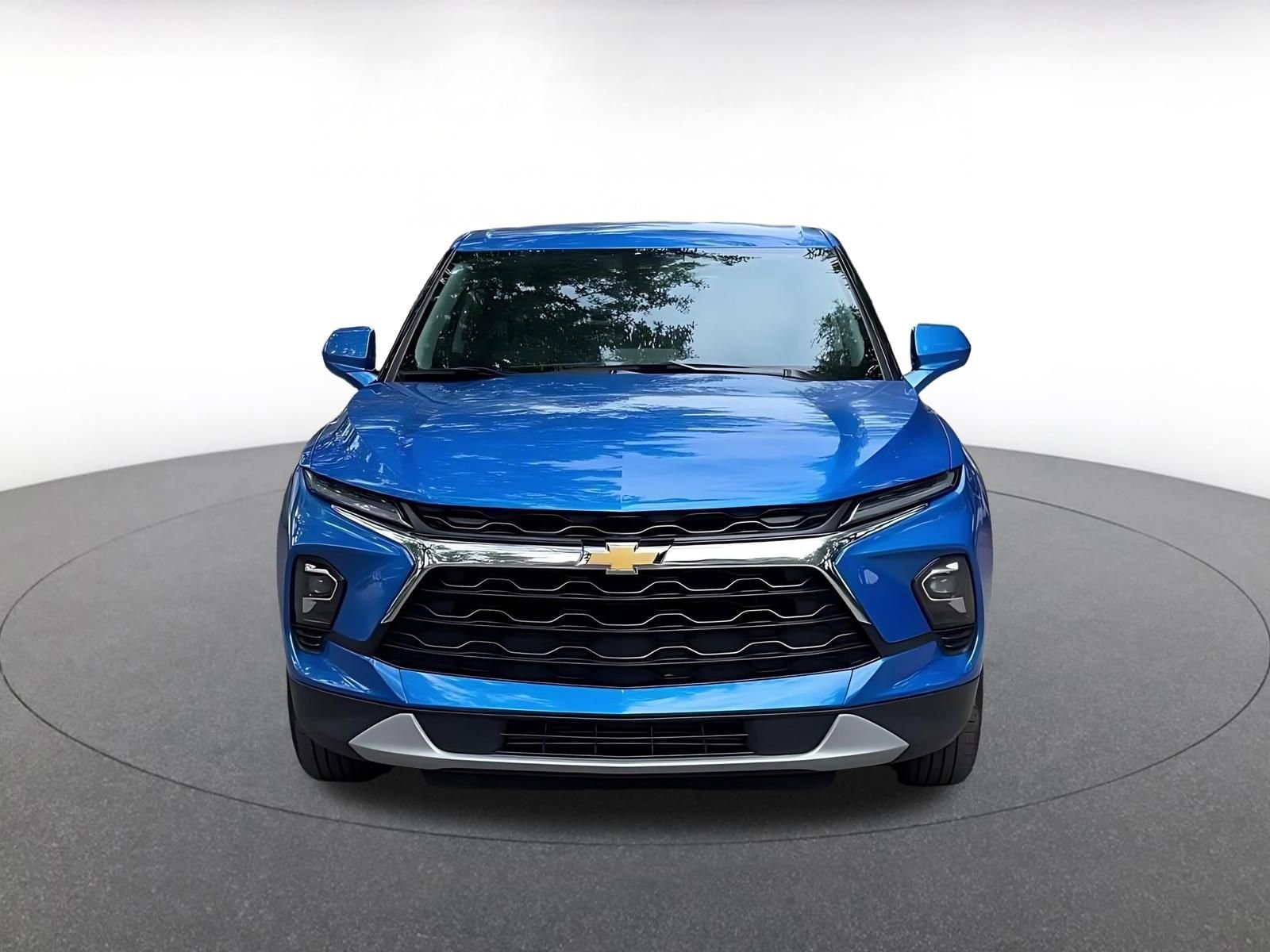 Thumbnail: 2025 Chevrolet Blazer - 4