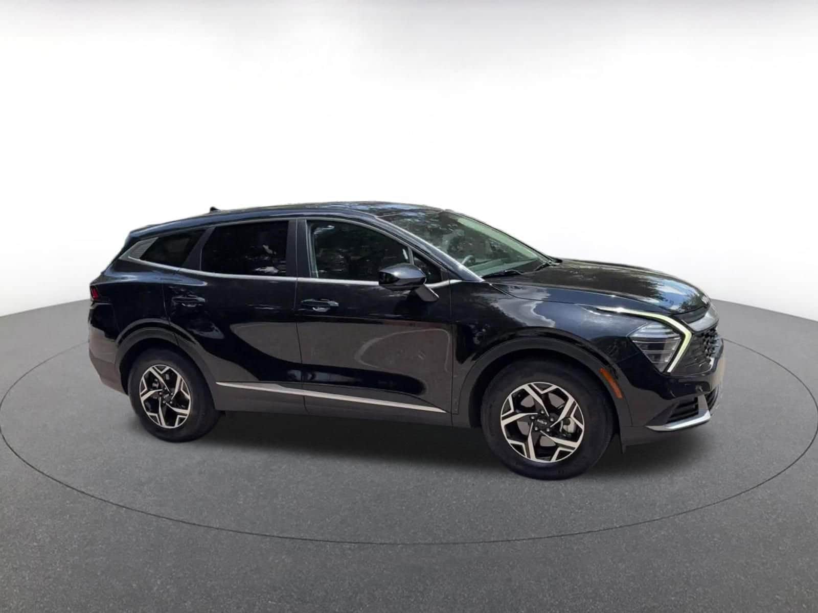 Thumbnail: 2025 Kia Sportage - 2