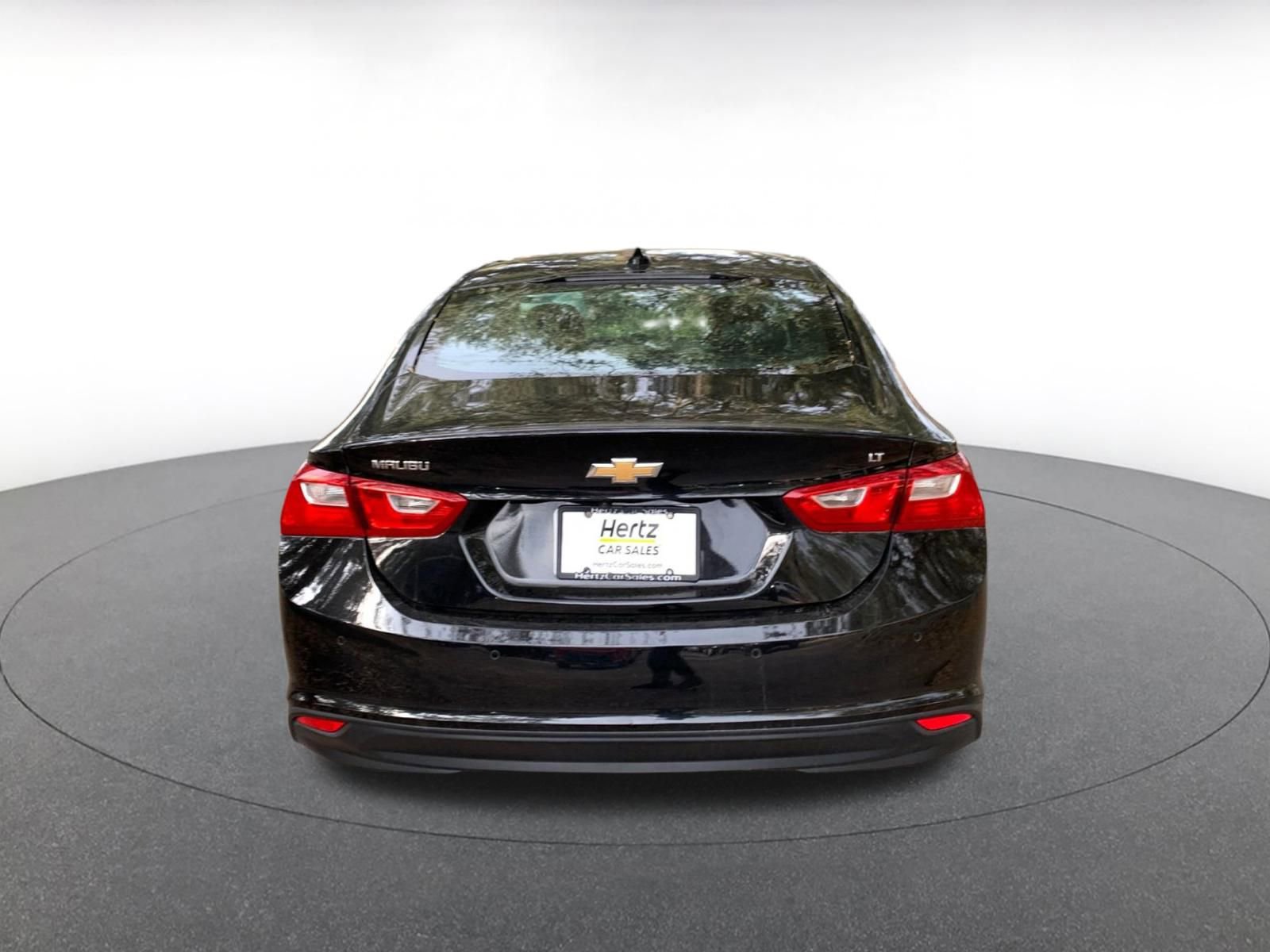 Thumbnail: 2024 Chevrolet Malibu - 6