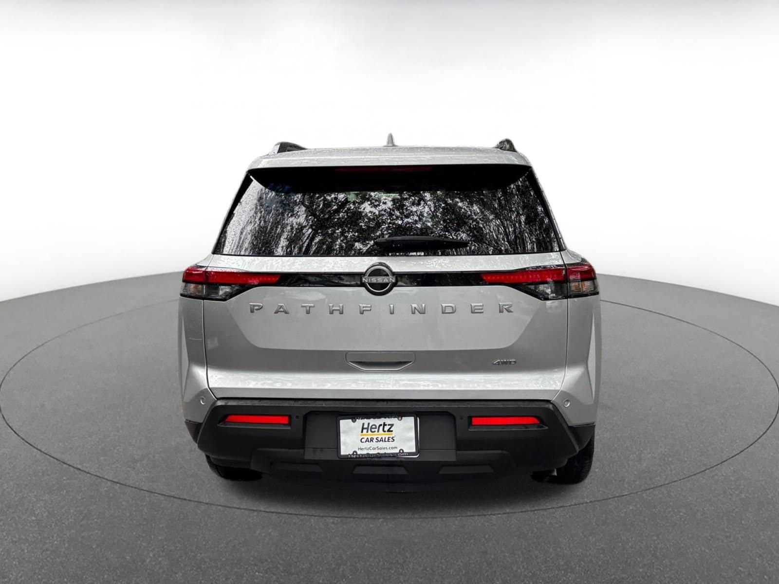 Thumbnail: 2025 Nissan Pathfinder - 10