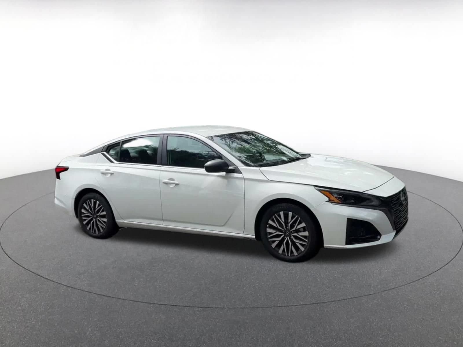 Thumbnail: 2026 Nissan Altima - 2