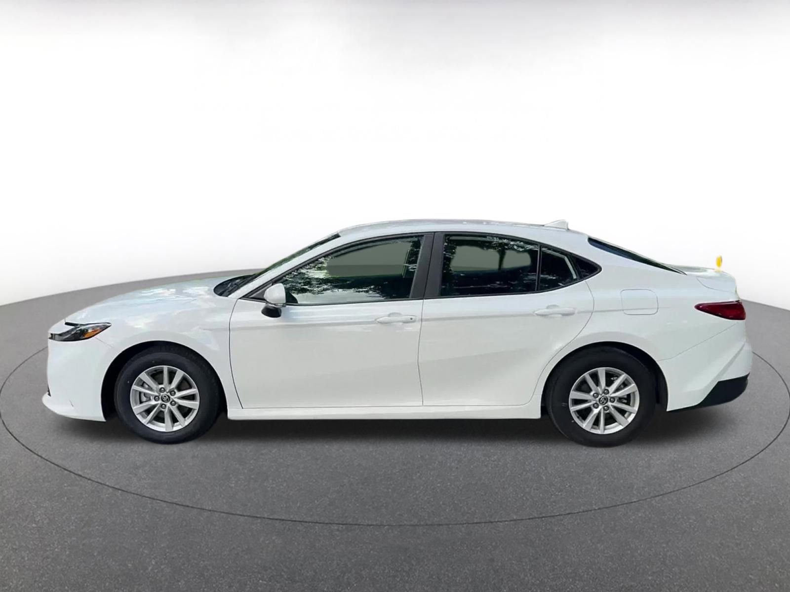 Thumbnail: 2025 Toyota Camry - 9