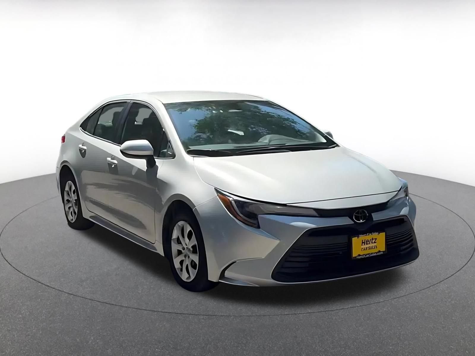 Thumbnail: 2025 Toyota Corolla - 3