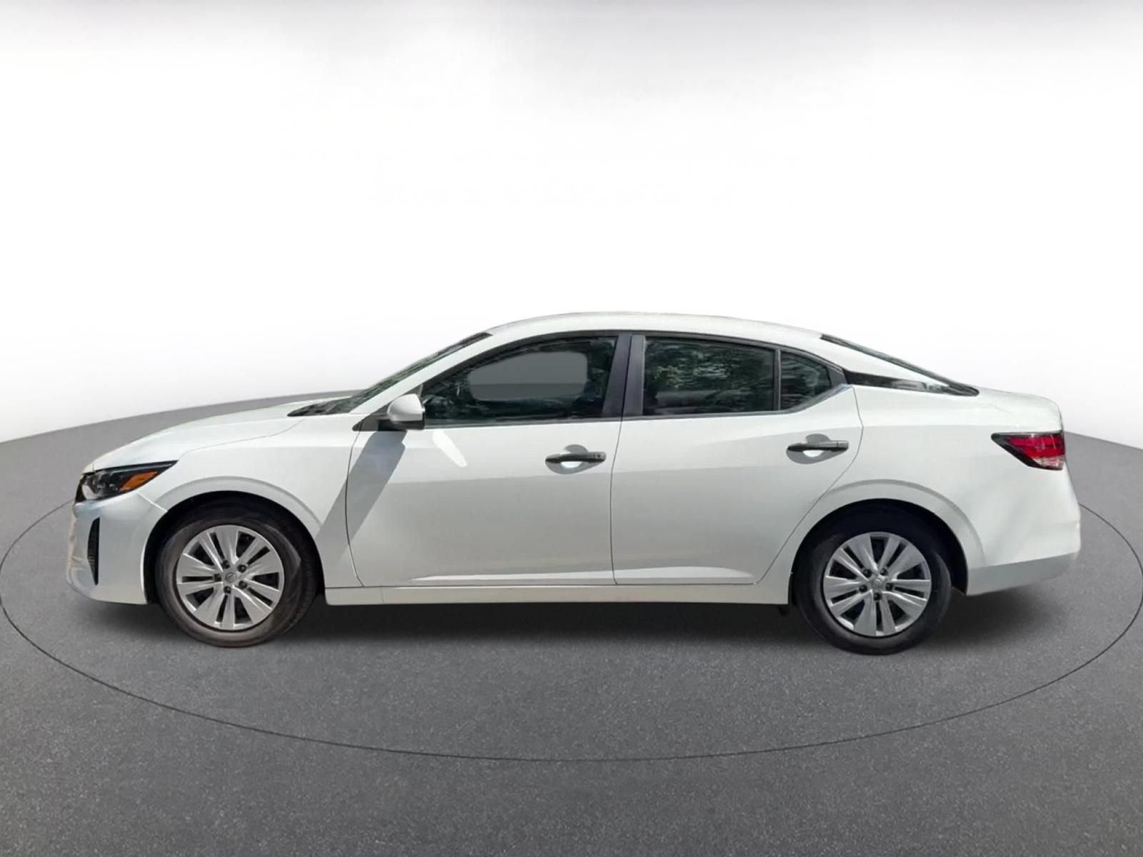 Thumbnail: 2025 Nissan Sentra - 8