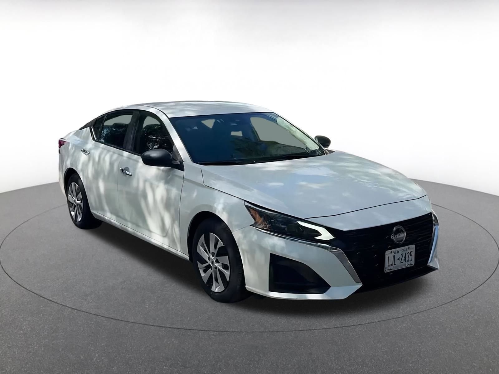 Thumbnail: 2024 Nissan Altima - 3