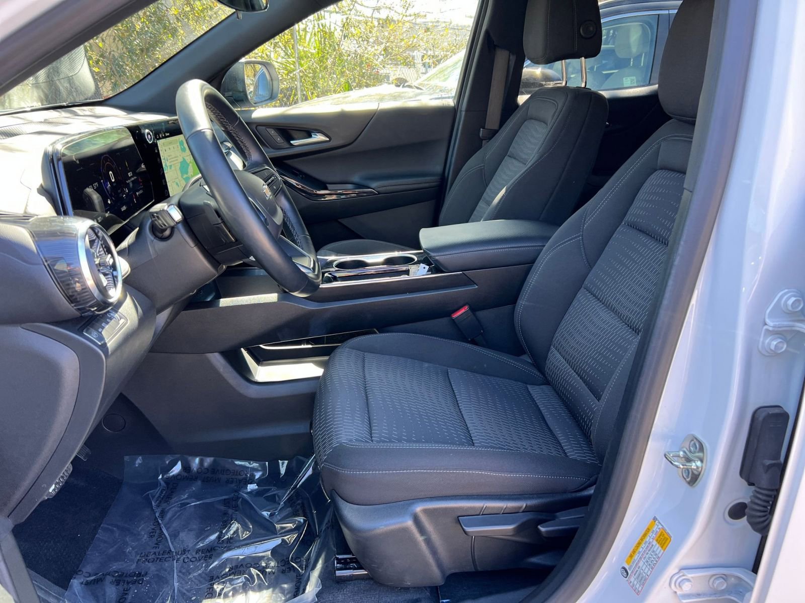 Thumbnail: 2025 Chevrolet Equinox - 24