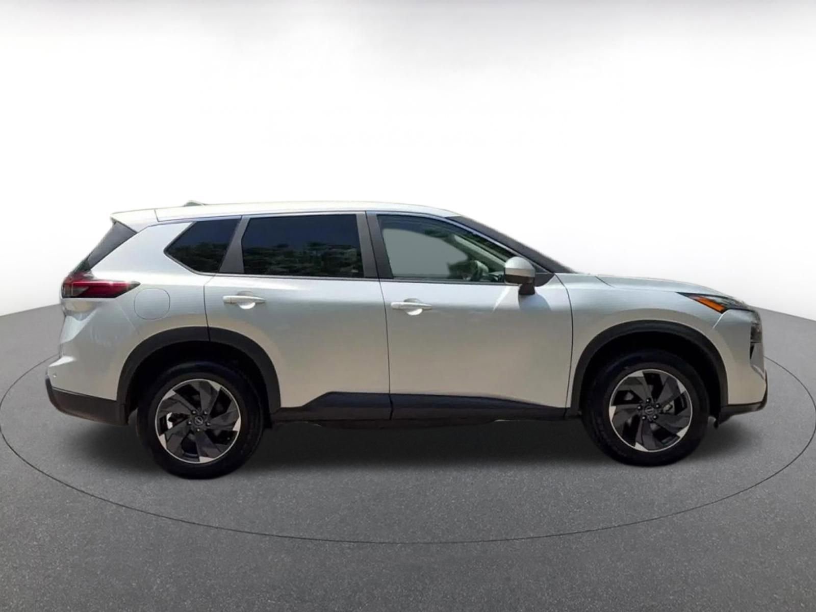 Thumbnail: 2025 Nissan Rogue - 17
