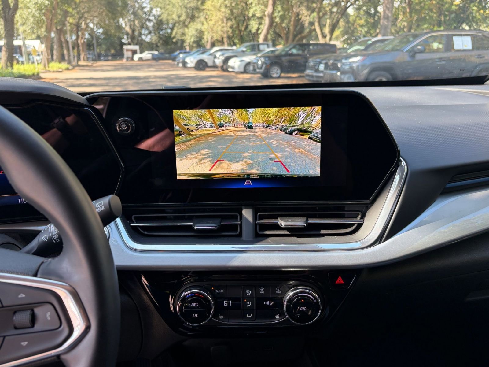 Thumbnail: 2025 Chevrolet Trax - 17