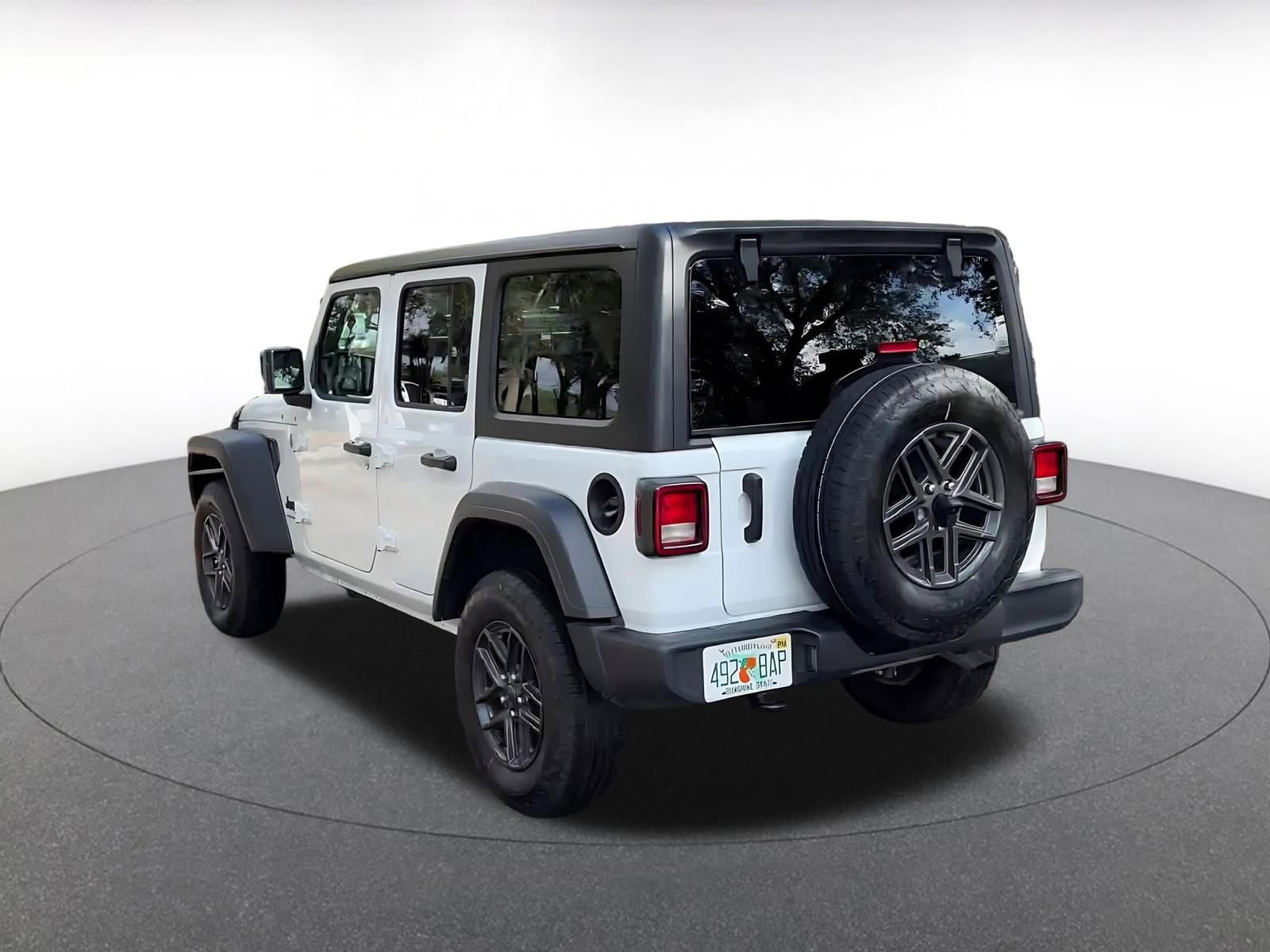 Thumbnail: 2025 Jeep Wrangler - 11