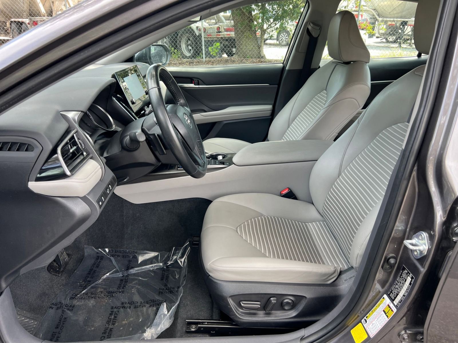 Thumbnail: 2023 Toyota Camry - 21