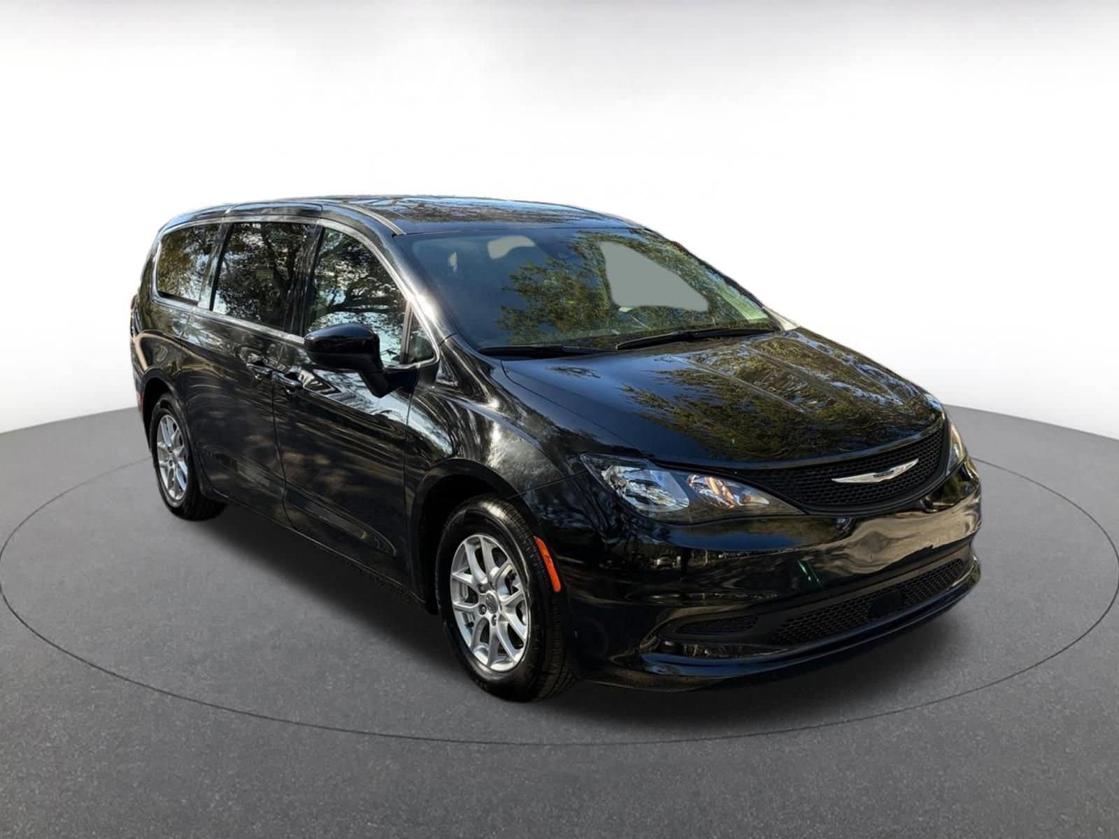 Thumbnail: 2023 Chrysler Voyager - 1