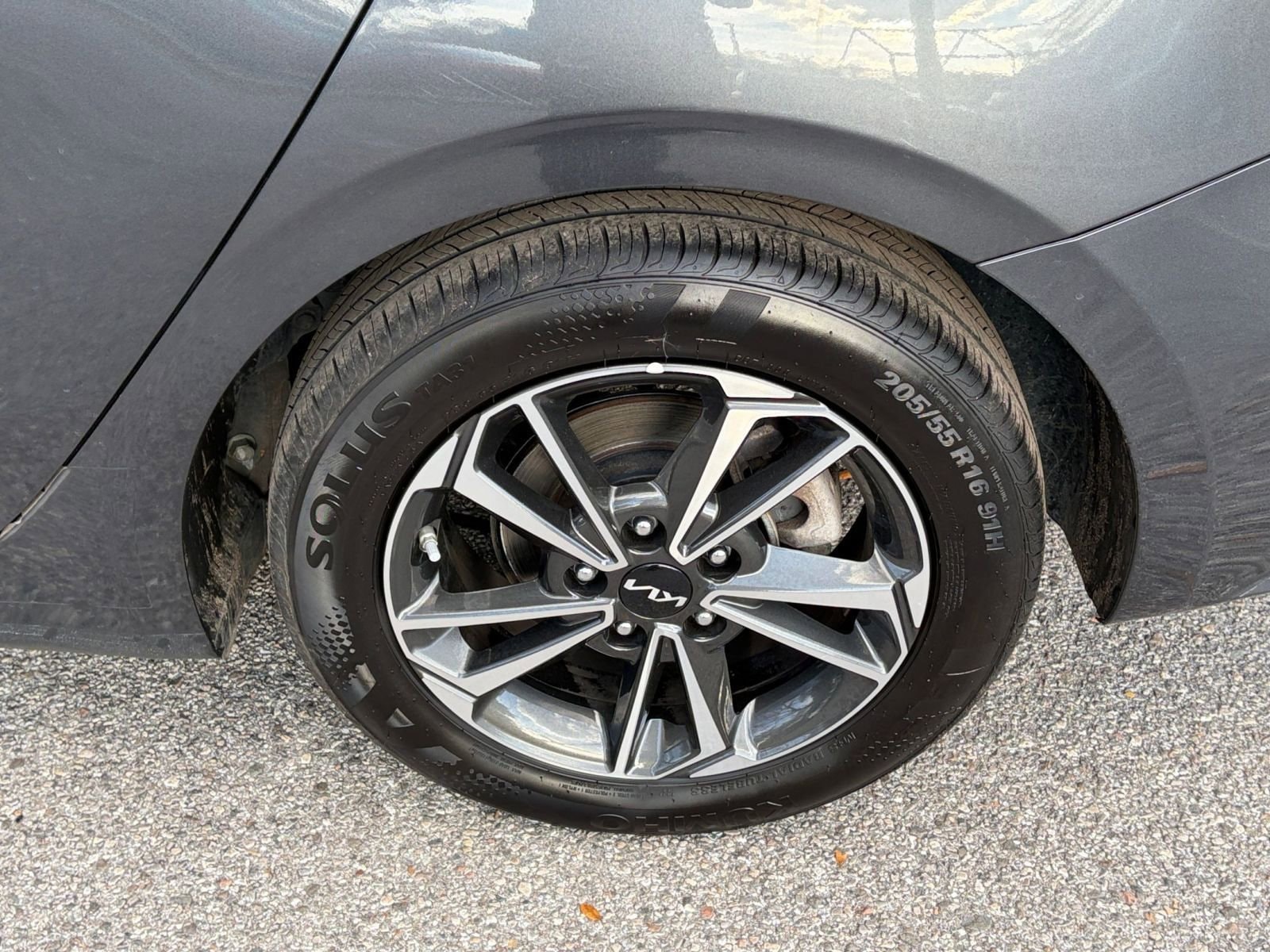 Thumbnail: 2024 Kia Forte - 24